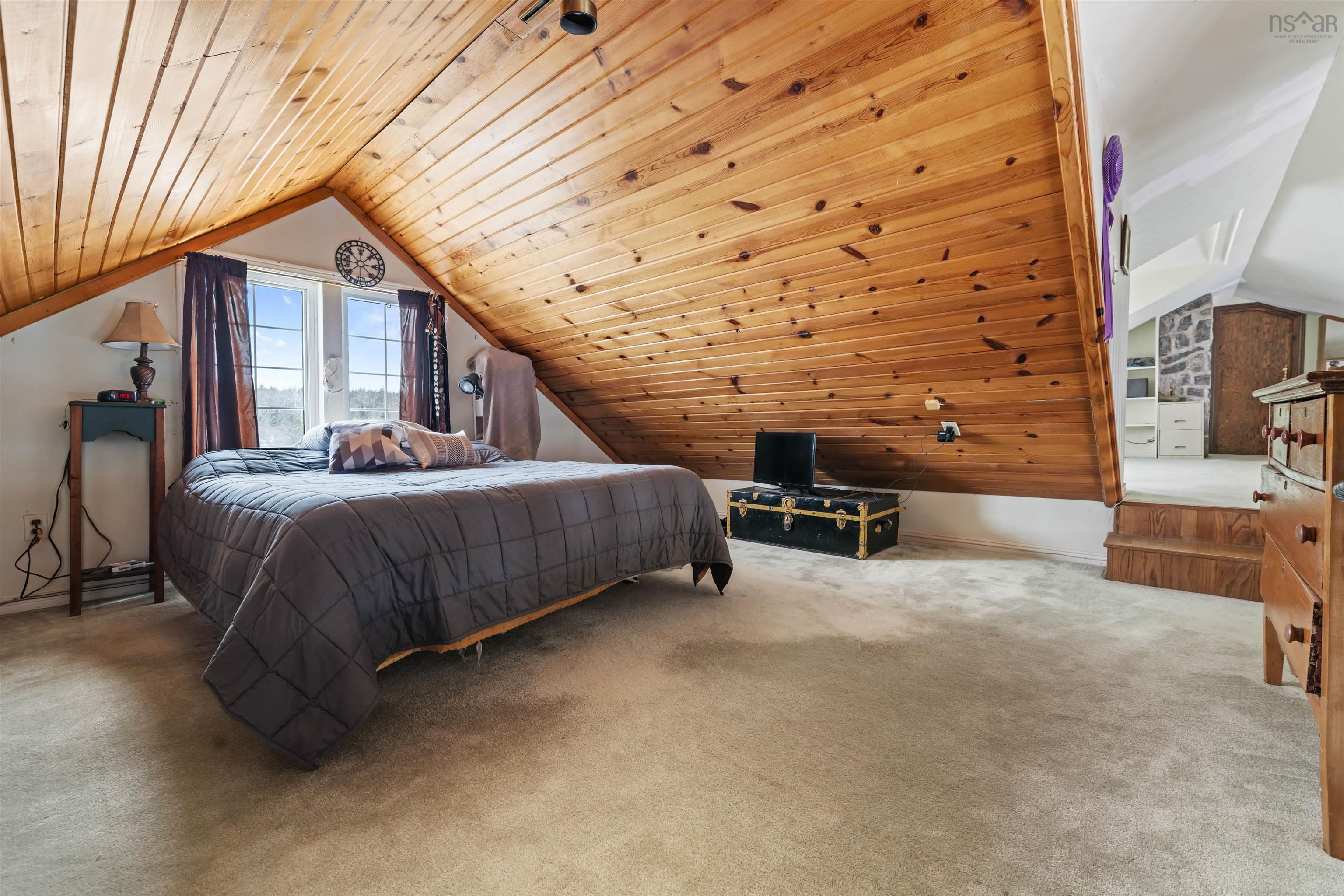 $1,250,000.00: 5124 Highway 14 Highway, Upper Nine Mile River