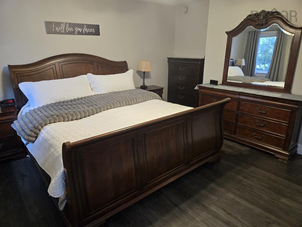 $579,900.00: 126 Sandy Place, Valley