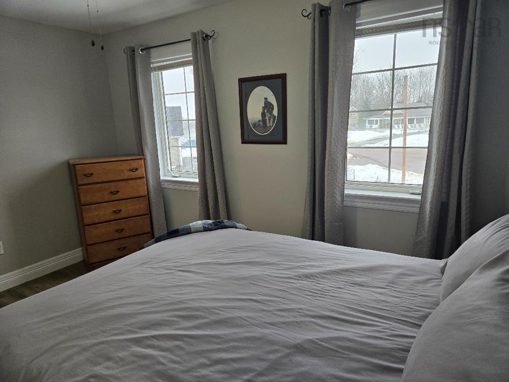 $579,900.00: 126 Sandy Place, Valley