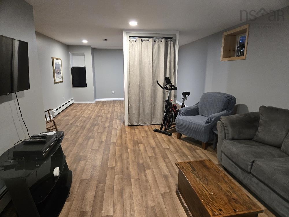 $579,900.00: 126 Sandy Place, Valley