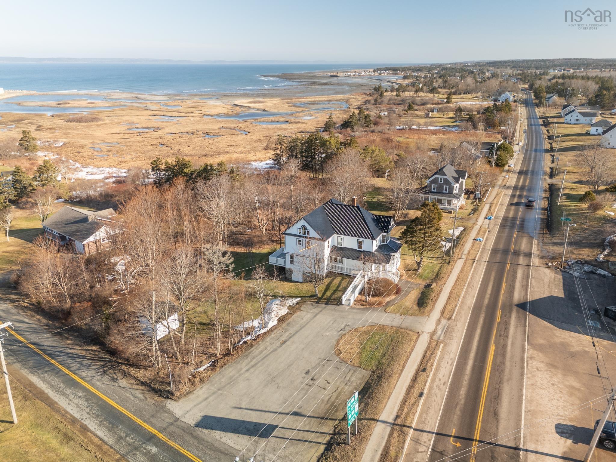 $489,900.00: 1833 Highway 1, Church Point