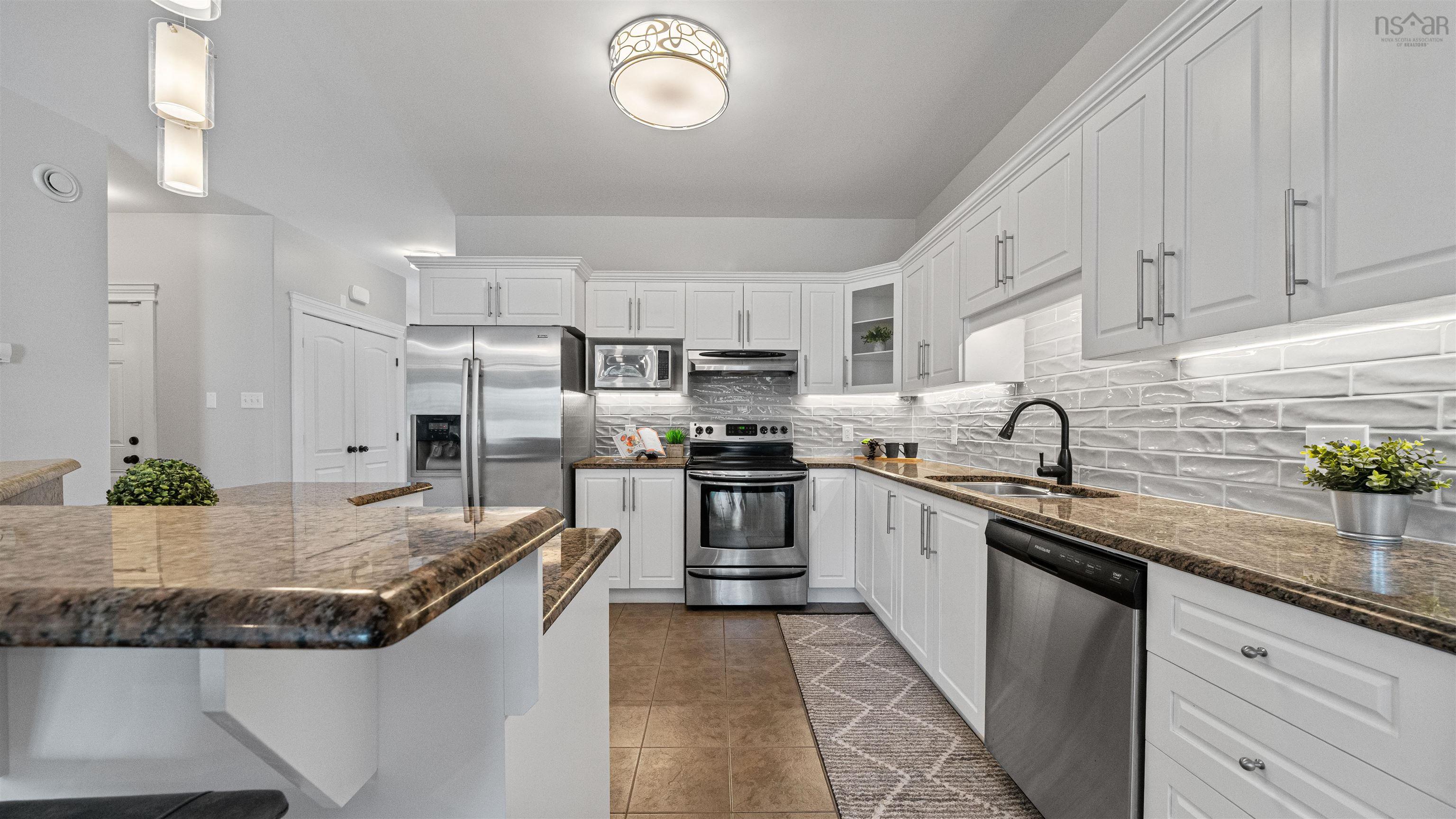 $649,000.00: 11 Kirkwood Court, Bedford