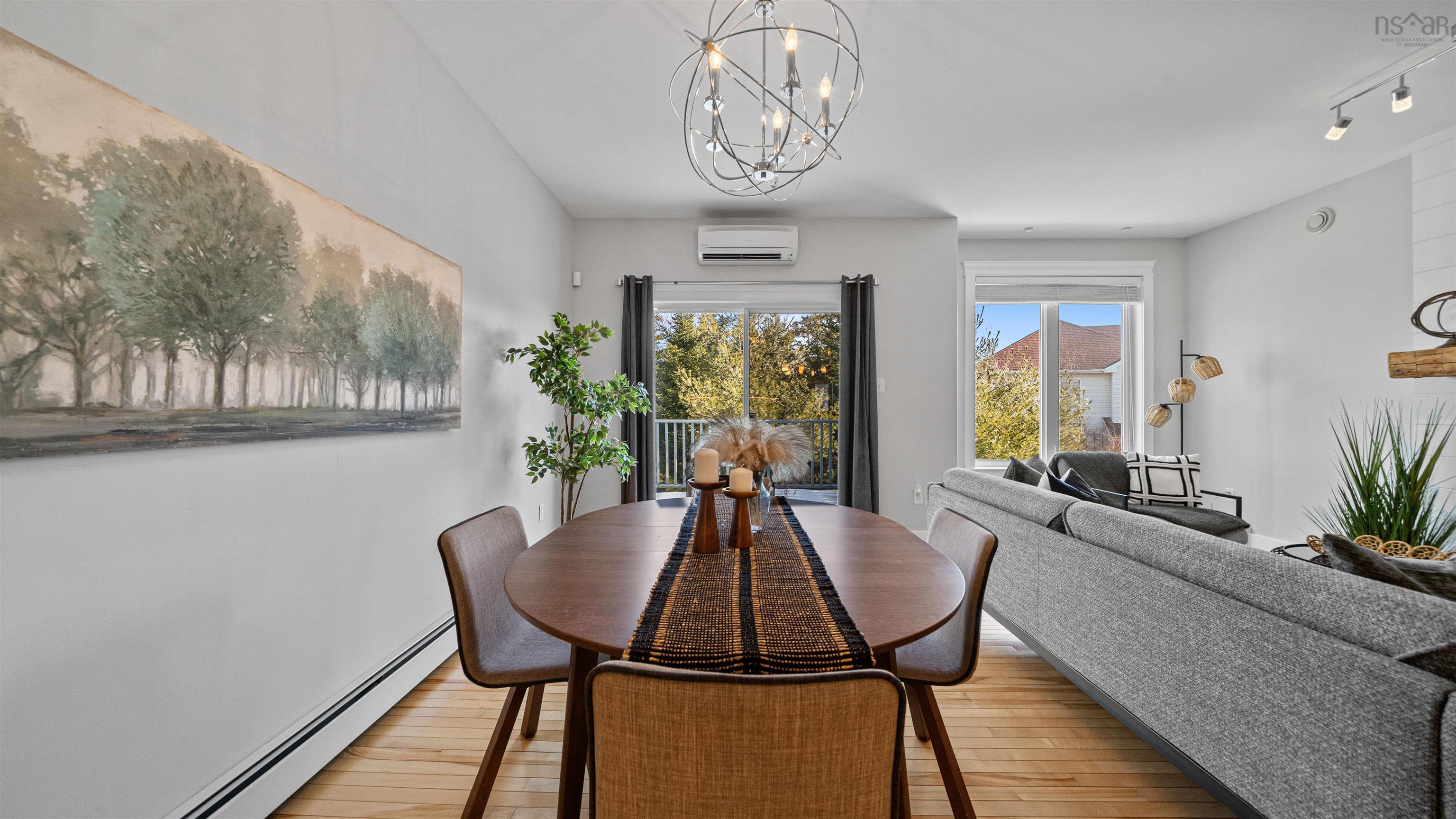 $649,000.00: 11 Kirkwood Court, Bedford