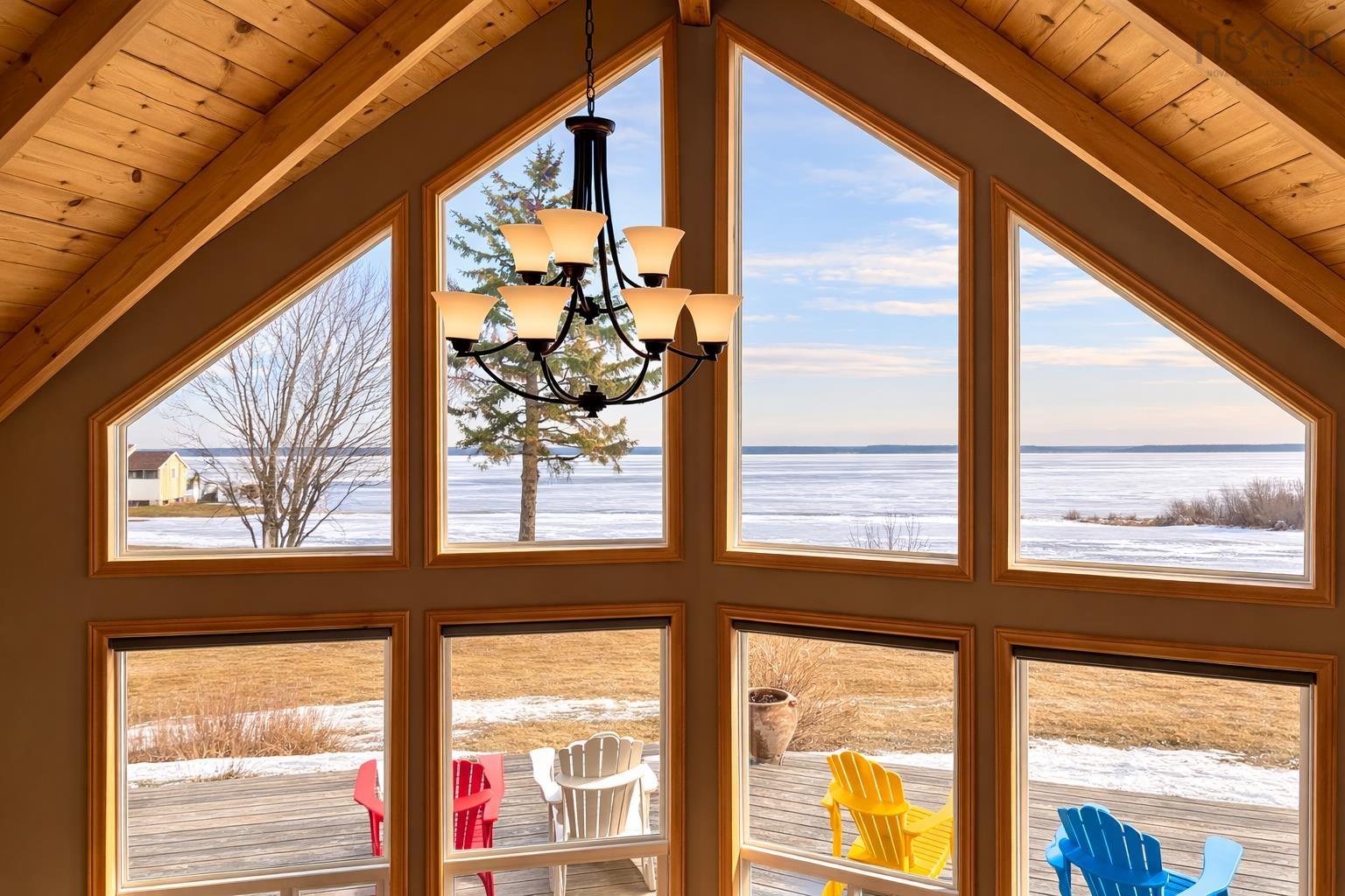 $599,900.00: 32 Island View Lane, Linden