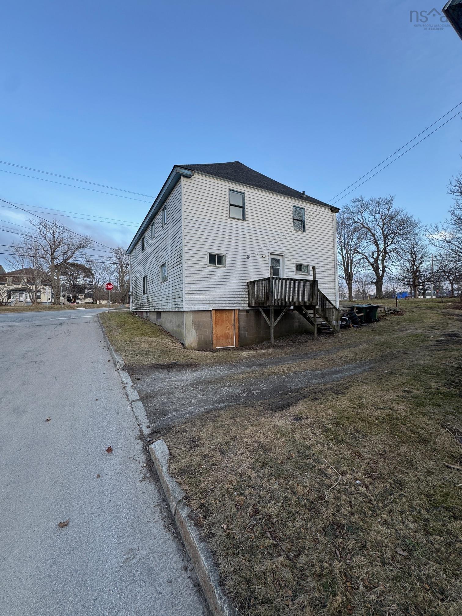 $169,900.00: 594-596 Main Street, Yarmouth