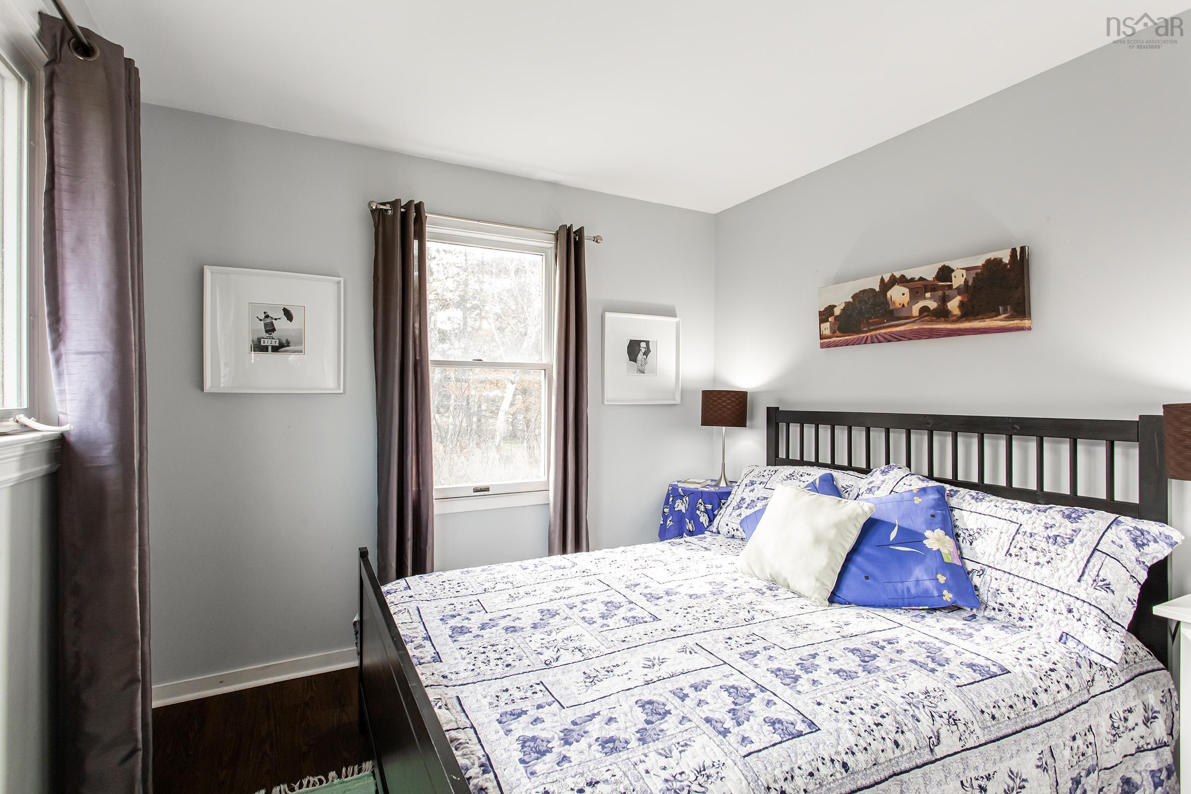 $475,000.00: 5015 Shore Road W, Parkers Cove