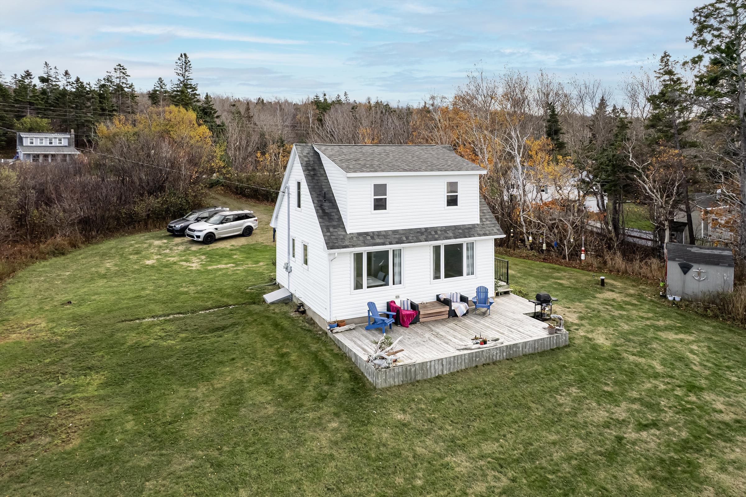 $475,000.00: 5015 Shore Road W, Parkers Cove