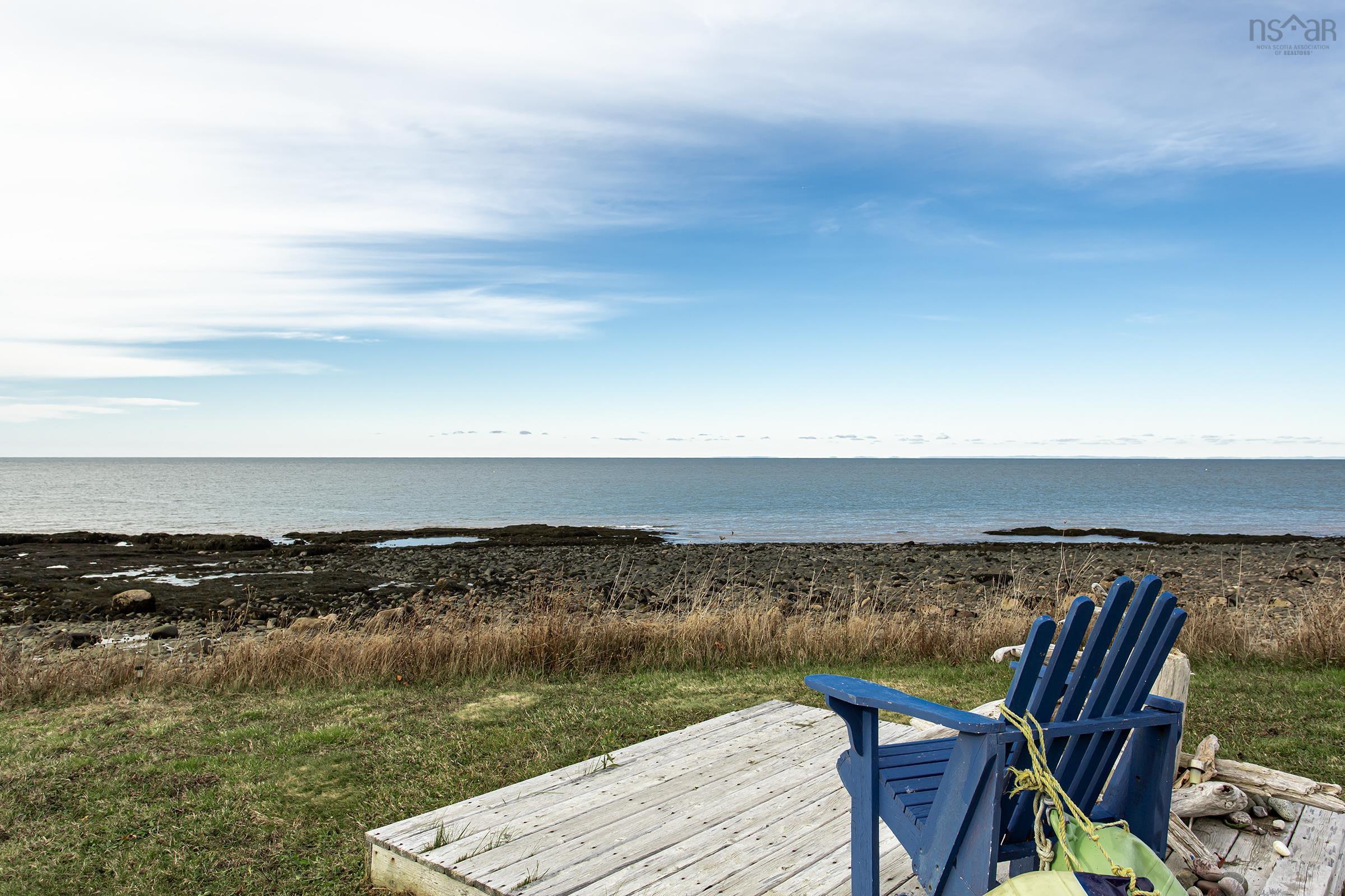 $475,000.00: 5015 Shore Road W, Parkers Cove