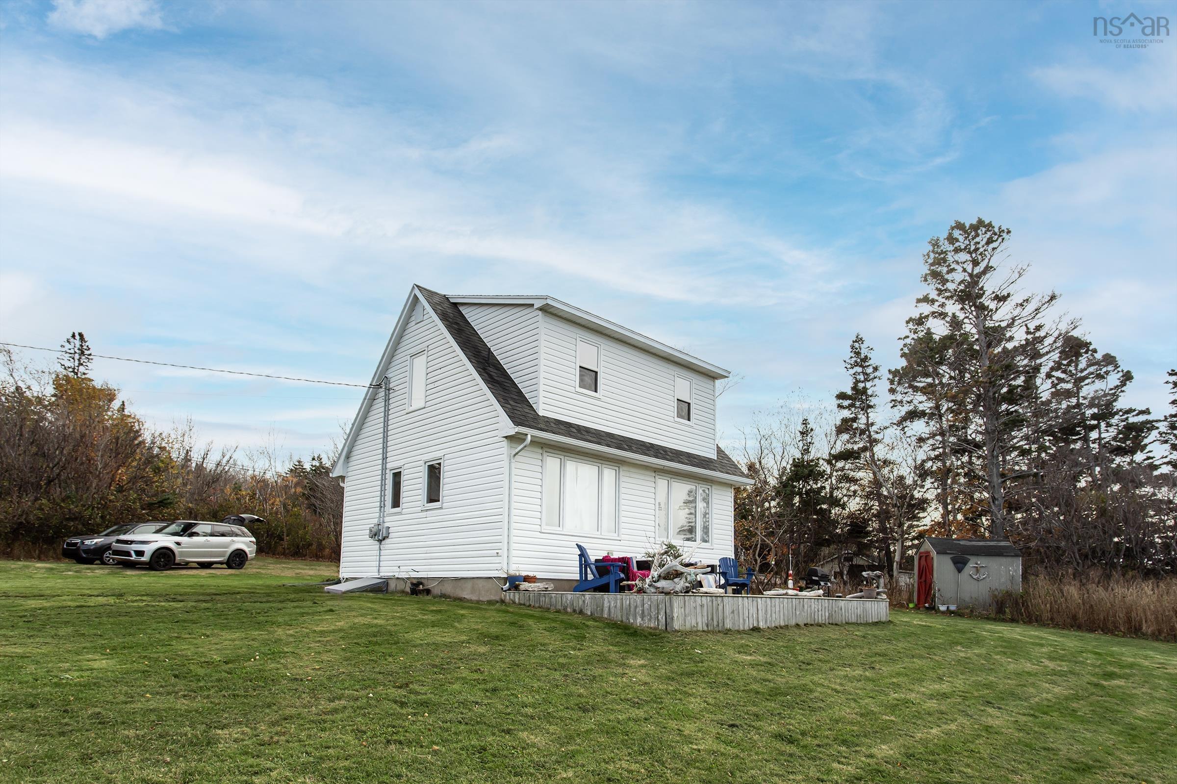 $475,000.00: 5015 Shore Road W, Parkers Cove