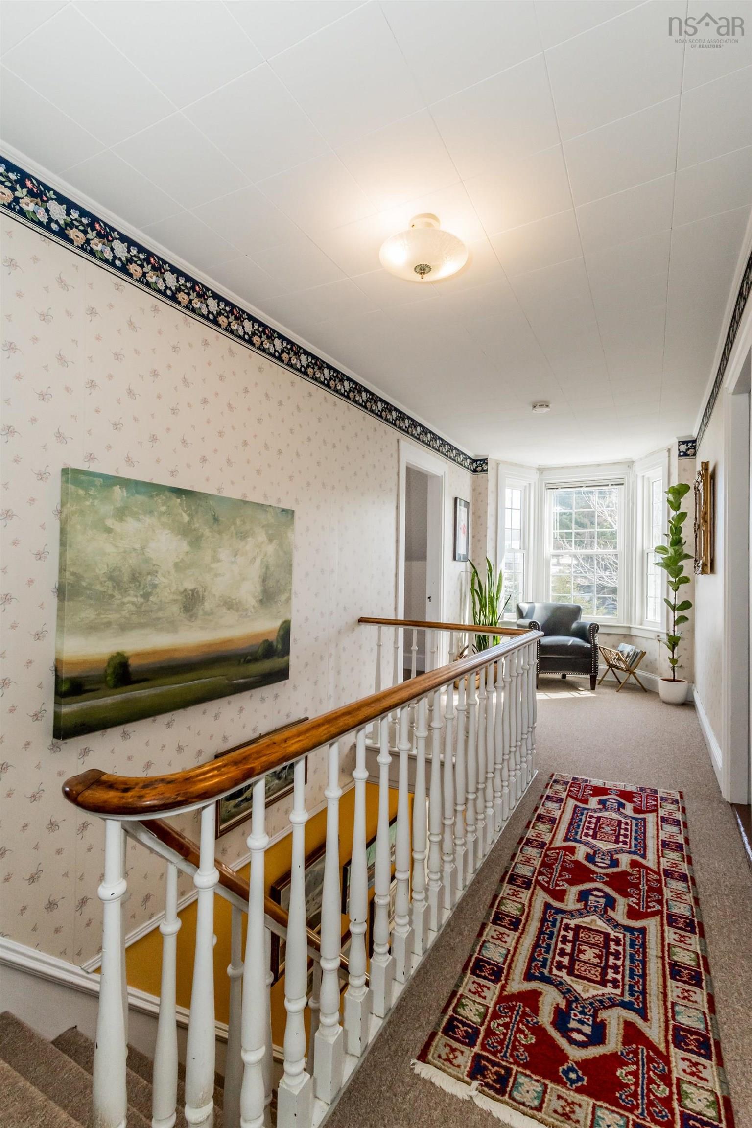 $485,000.00: 1303 Highway 201, Round Hill