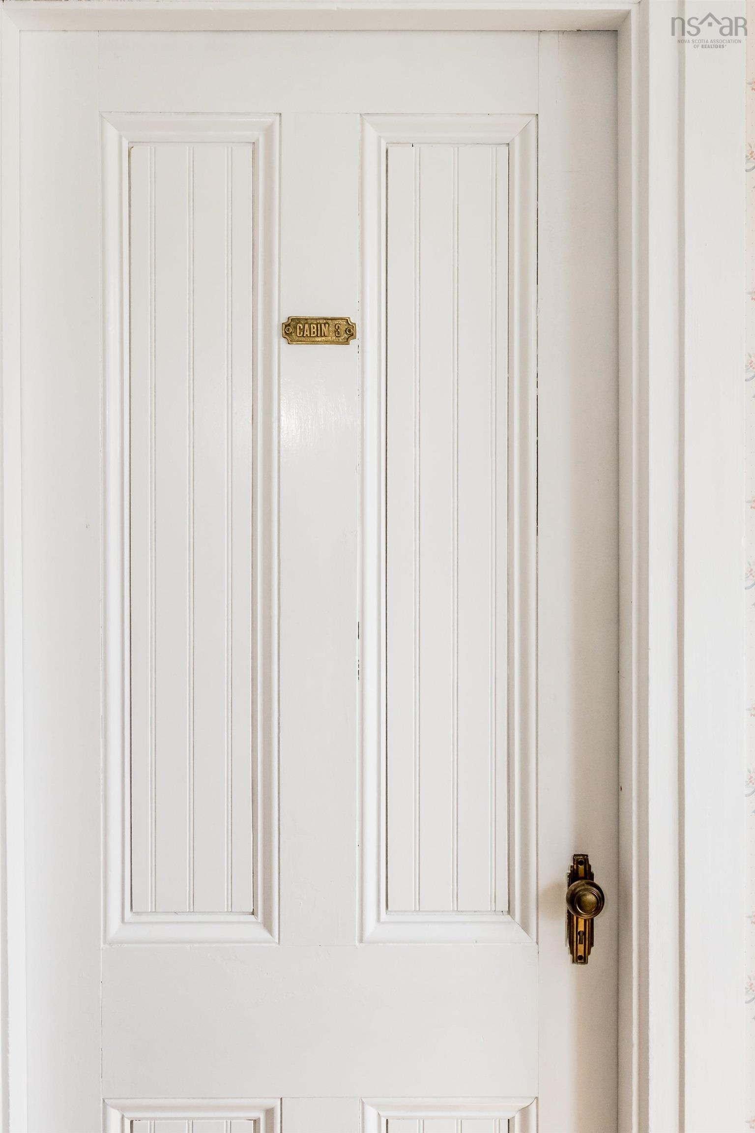 $485,000.00: 1303 Highway 201, Round Hill