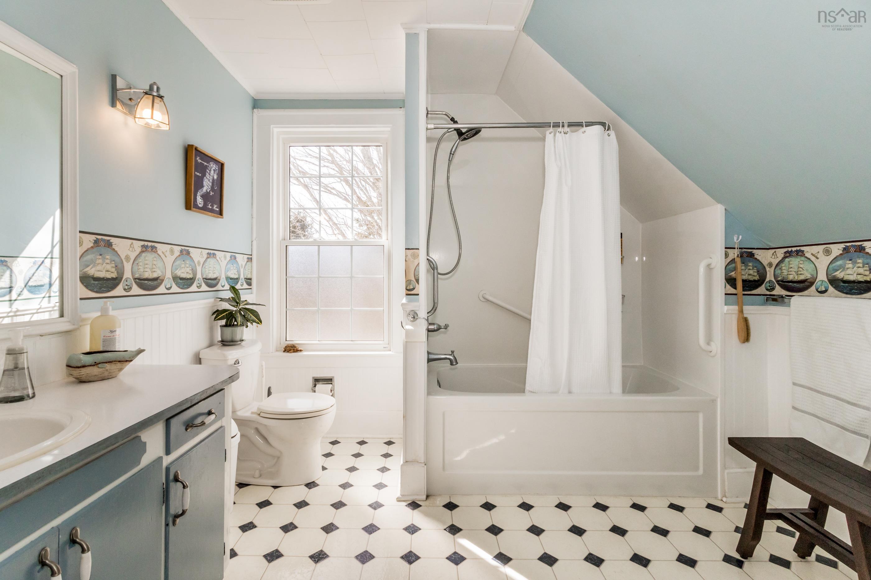 $485,000.00: 1303 Highway 201, Round Hill