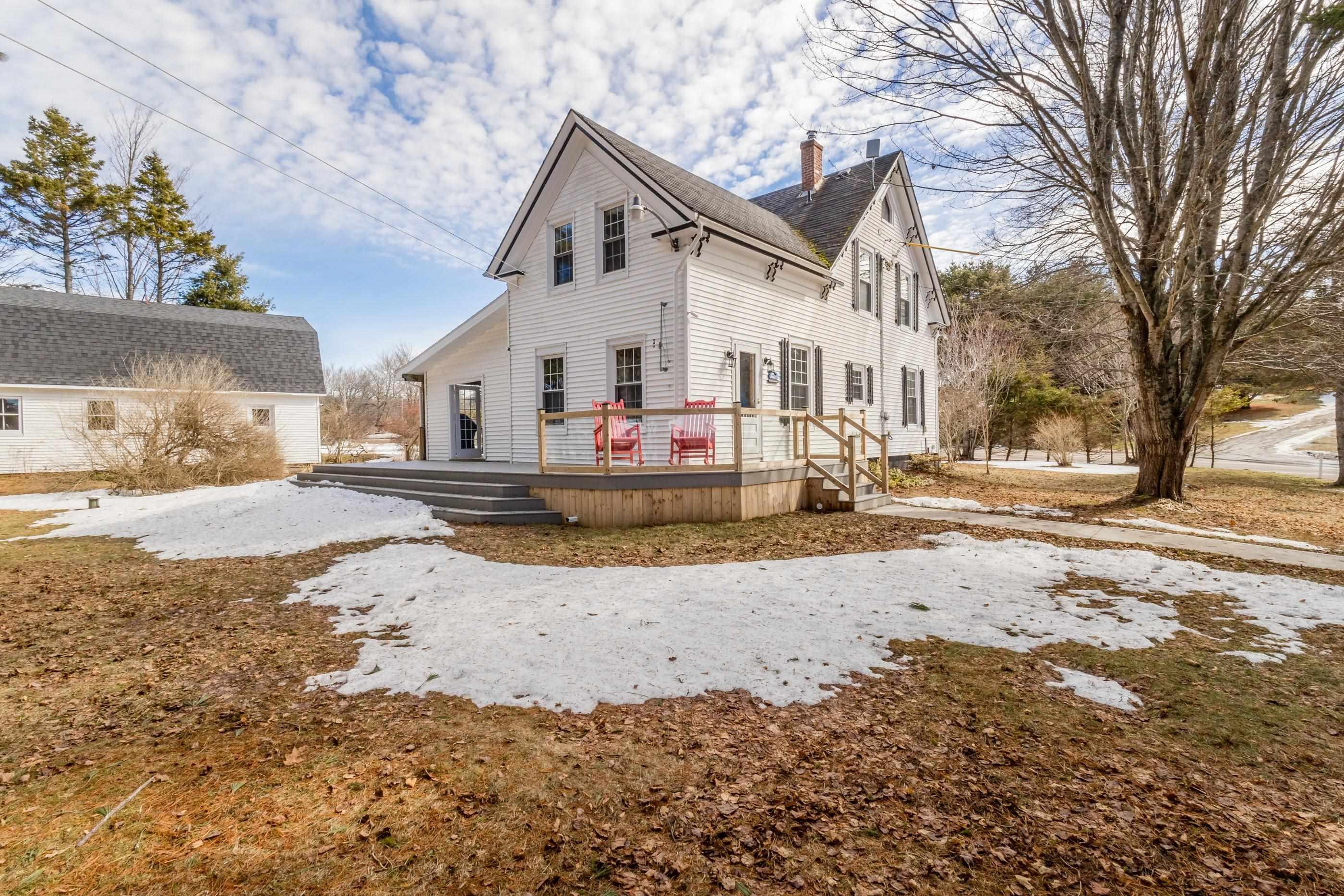 $485,000.00: 1303 Highway 201, Round Hill