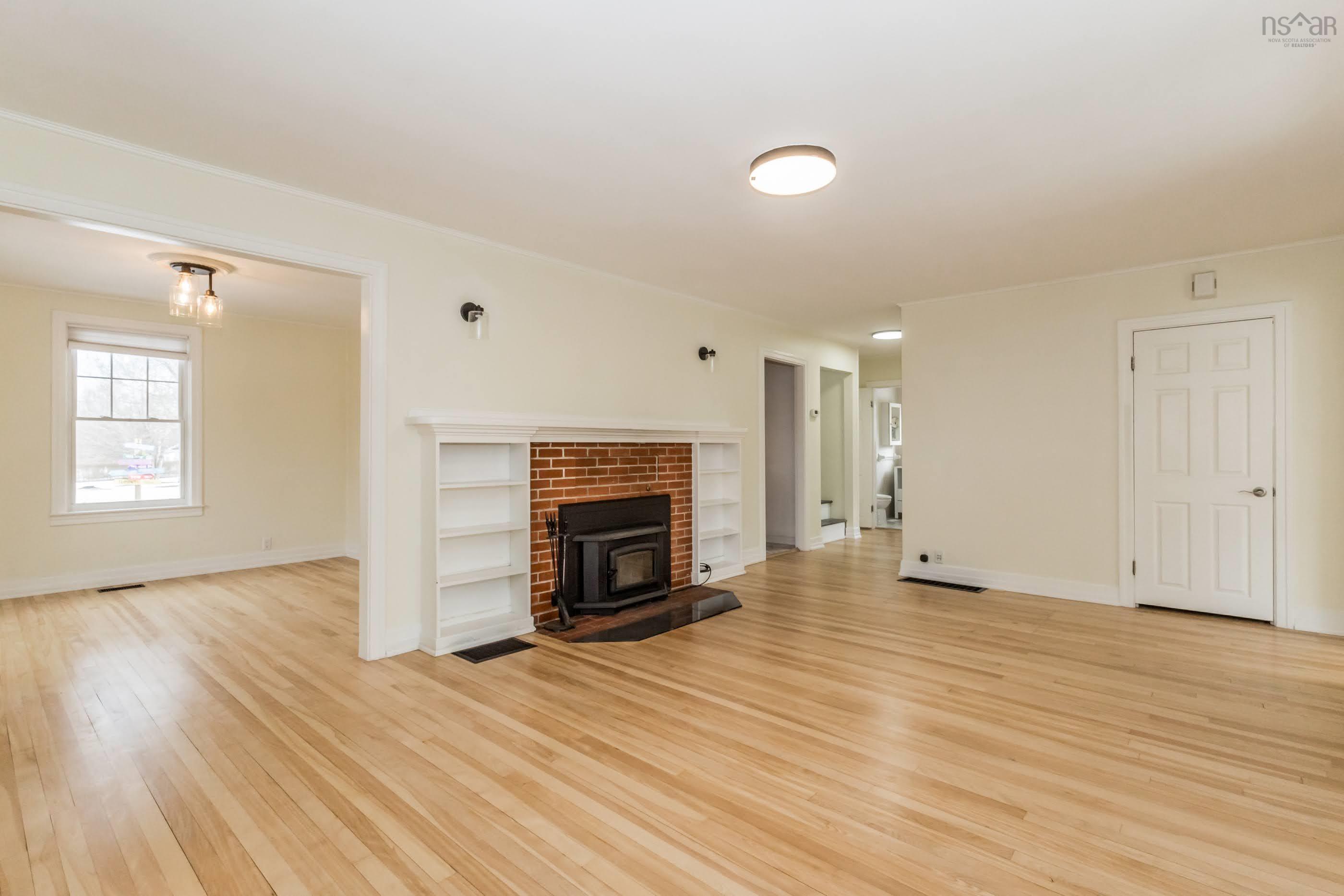 $409,900.00: 59 Highway 201, Lequille