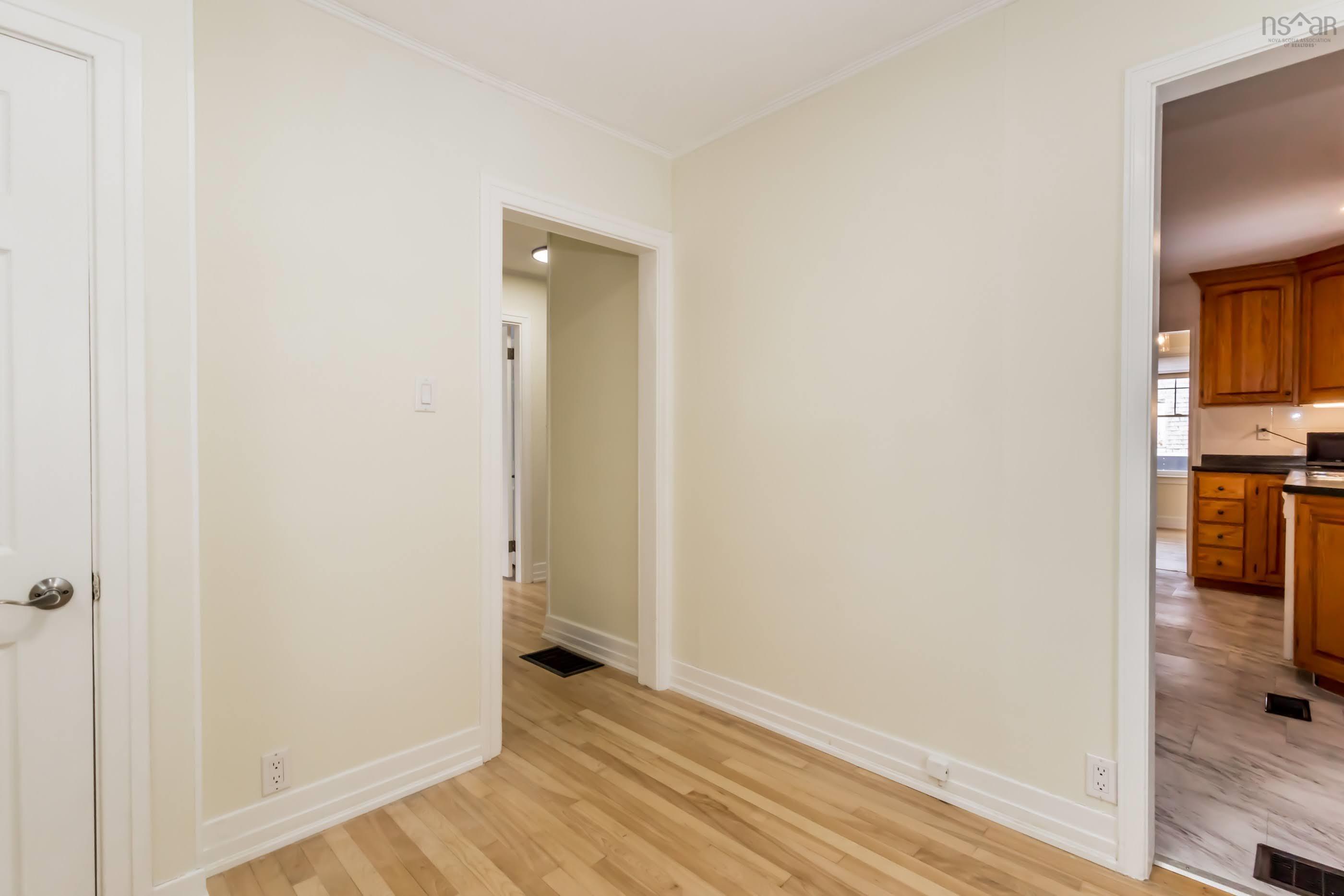 $409,900.00: 59 Highway 201, Lequille