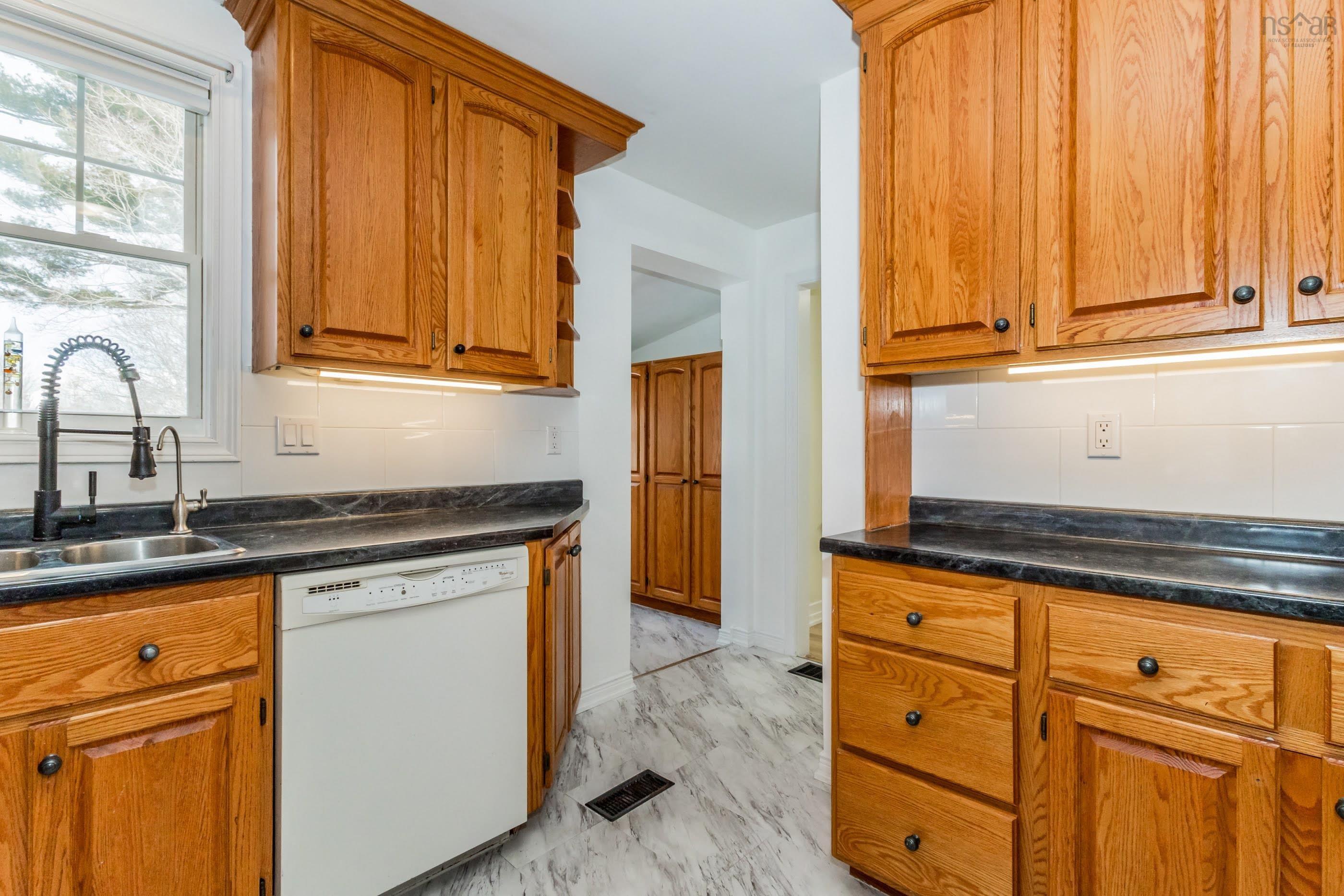 $409,900.00: 59 Highway 201, Lequille