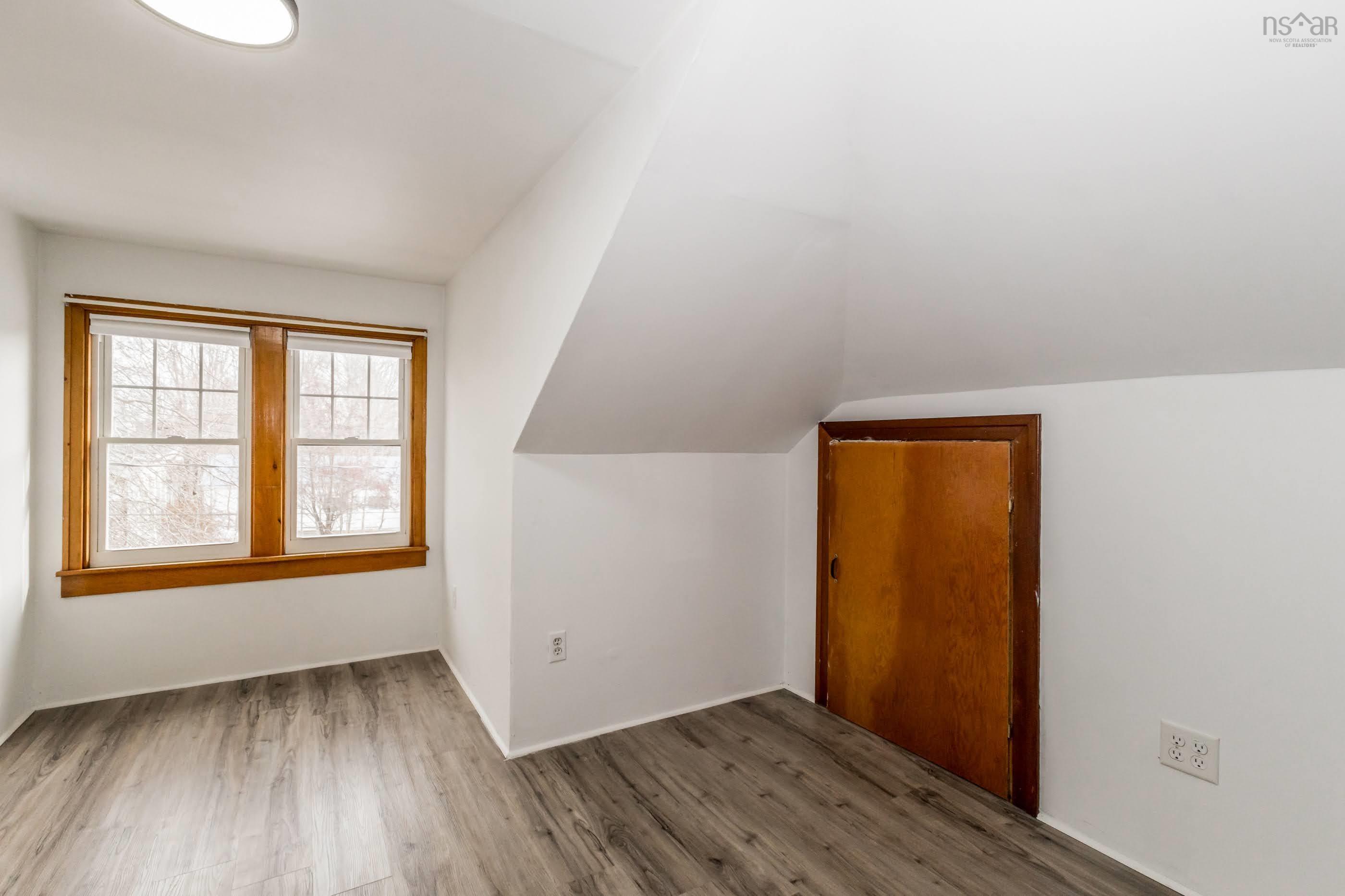 $409,900.00: 59 Highway 201, Lequille