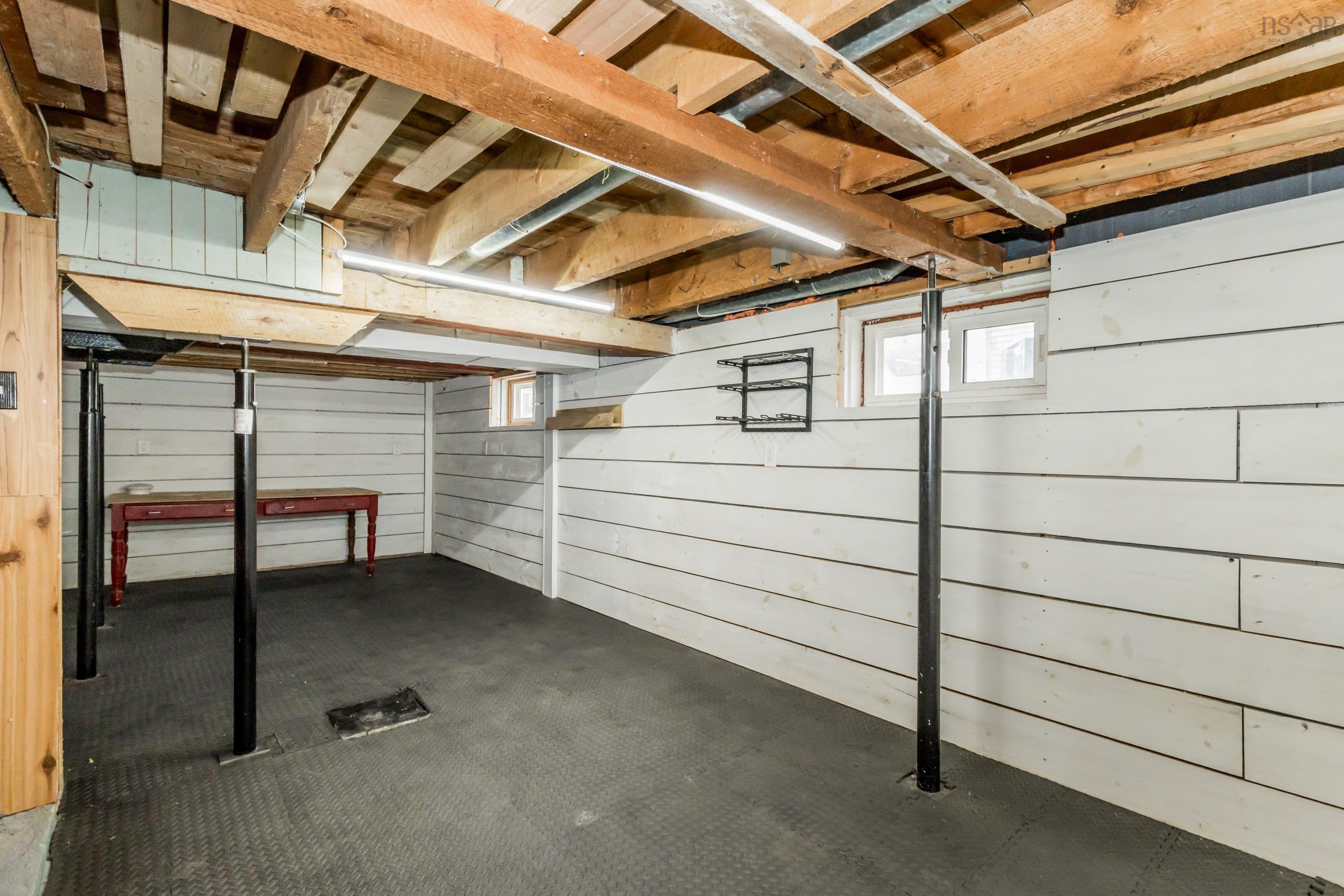 $409,900.00: 59 Highway 201, Lequille