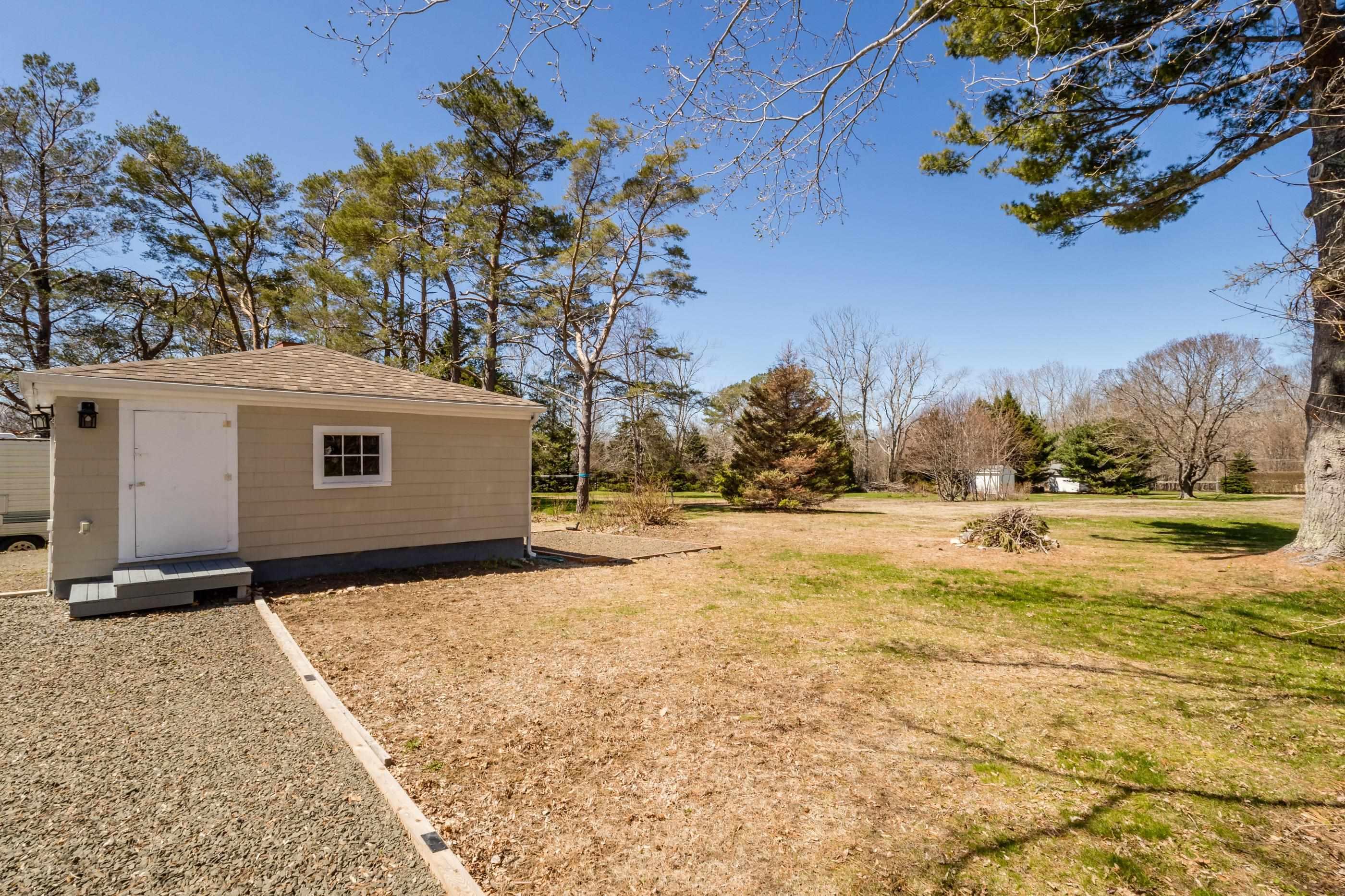 $399,900.00: 59 Highway 201, Lequille