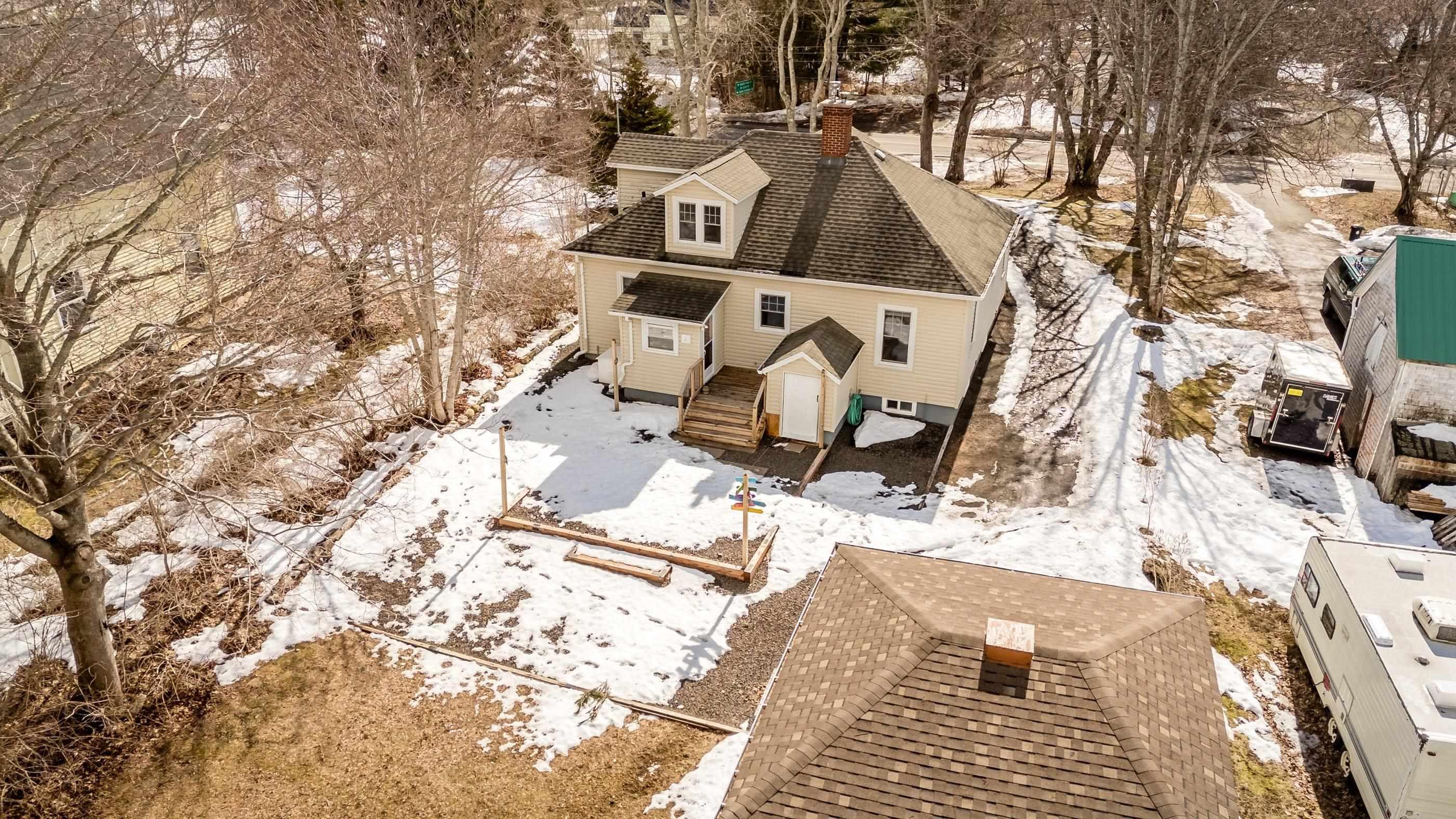 $409,900.00: 59 Highway 201, Lequille