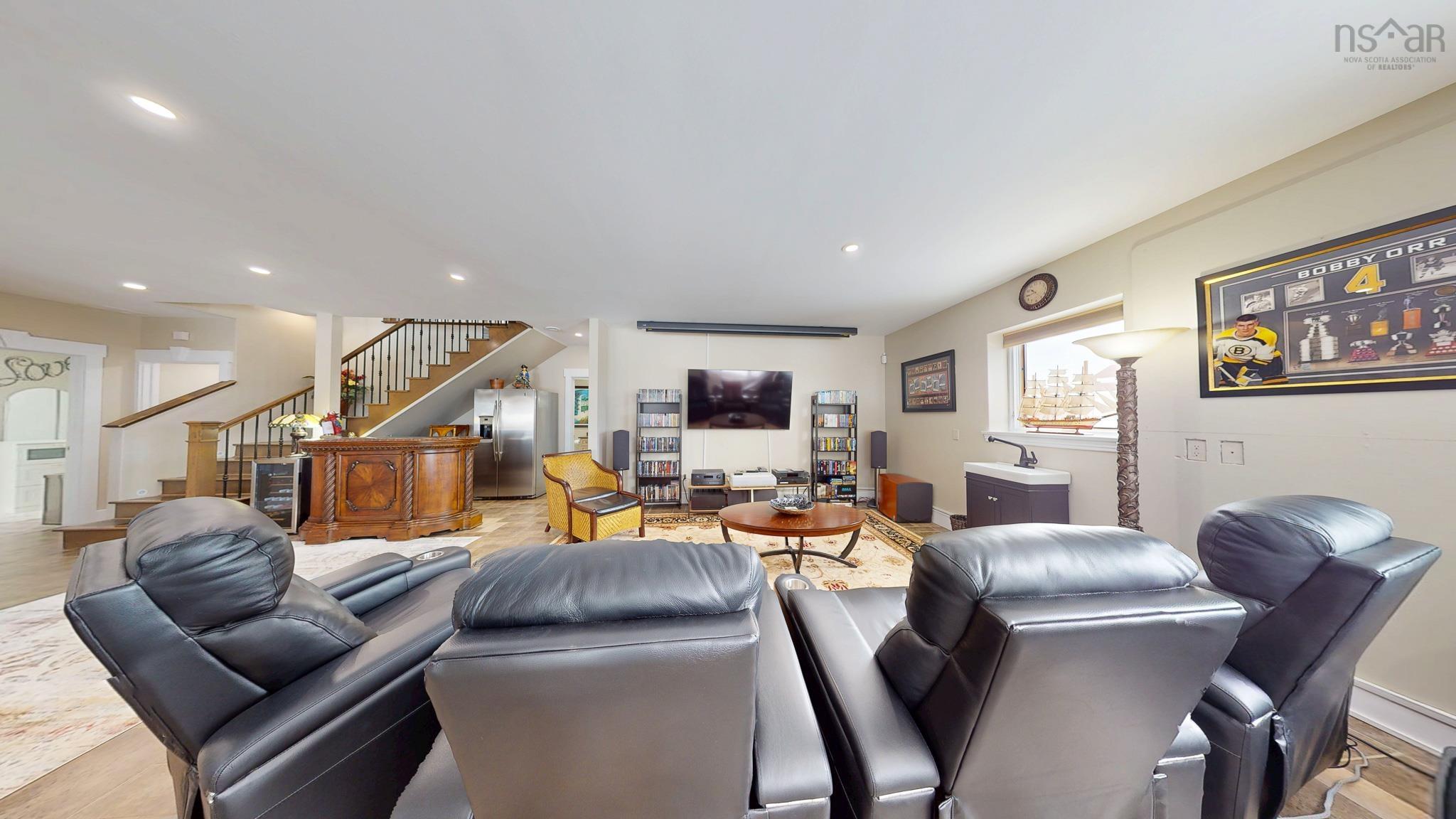 $925,000.00: 31 Falcon Drive, New Minas