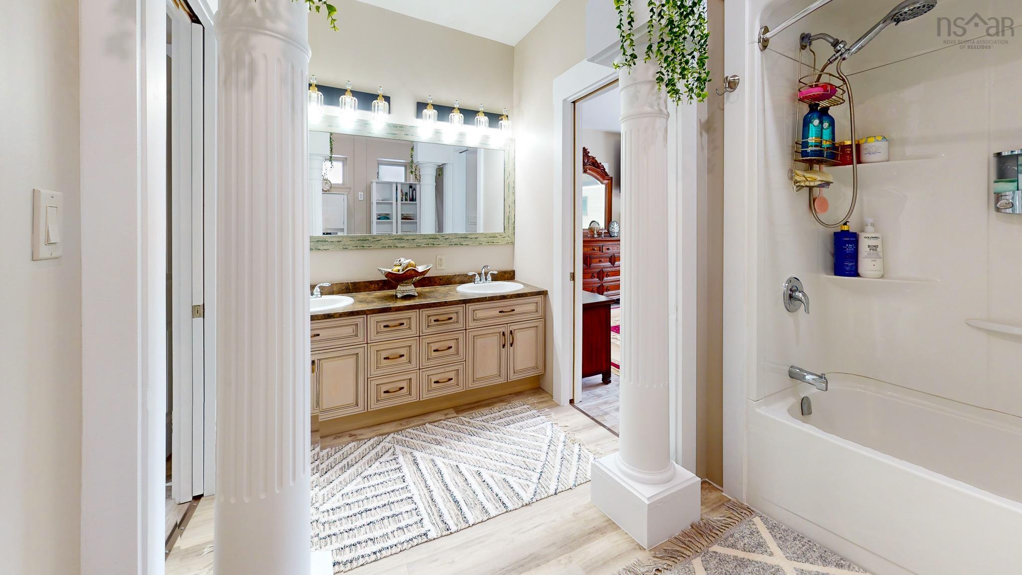 $925,000.00: 31 Falcon Drive, New Minas