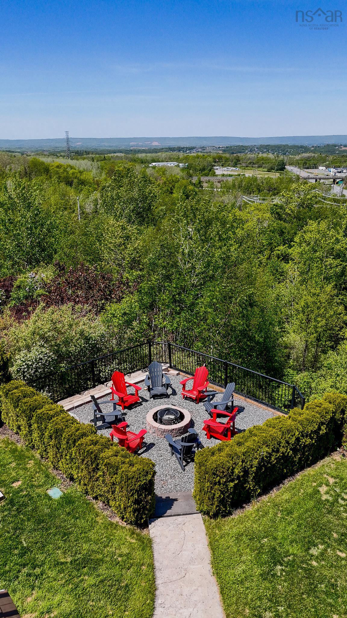 $925,000.00: 31 Falcon Drive, Canaan