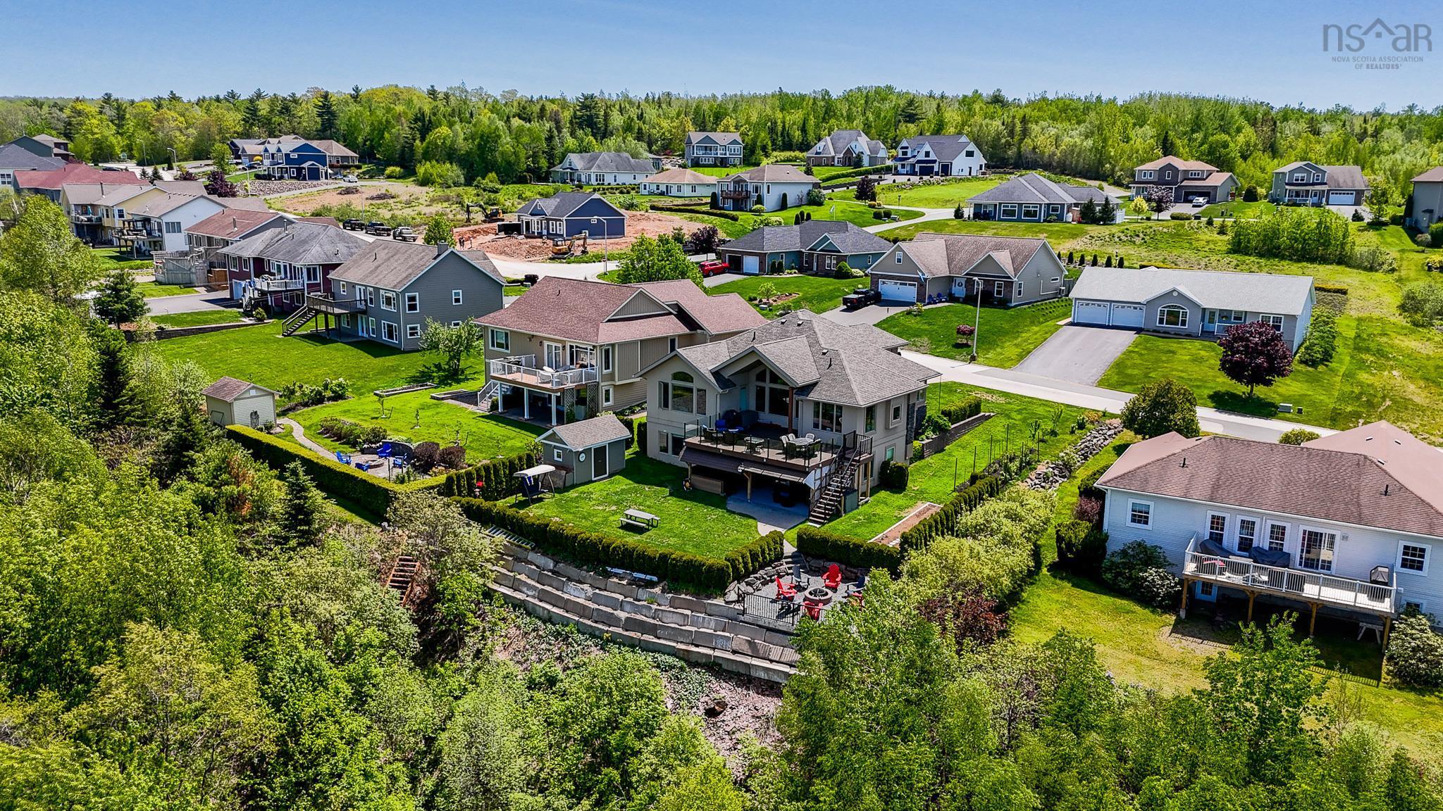 $925,000.00: 31 Falcon Drive, Canaan