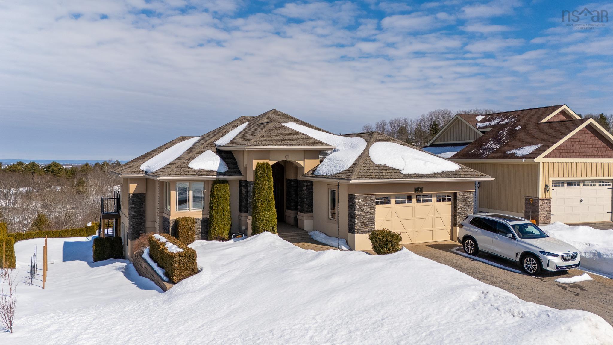 $925,000.00: 31 Falcon Drive, New Minas