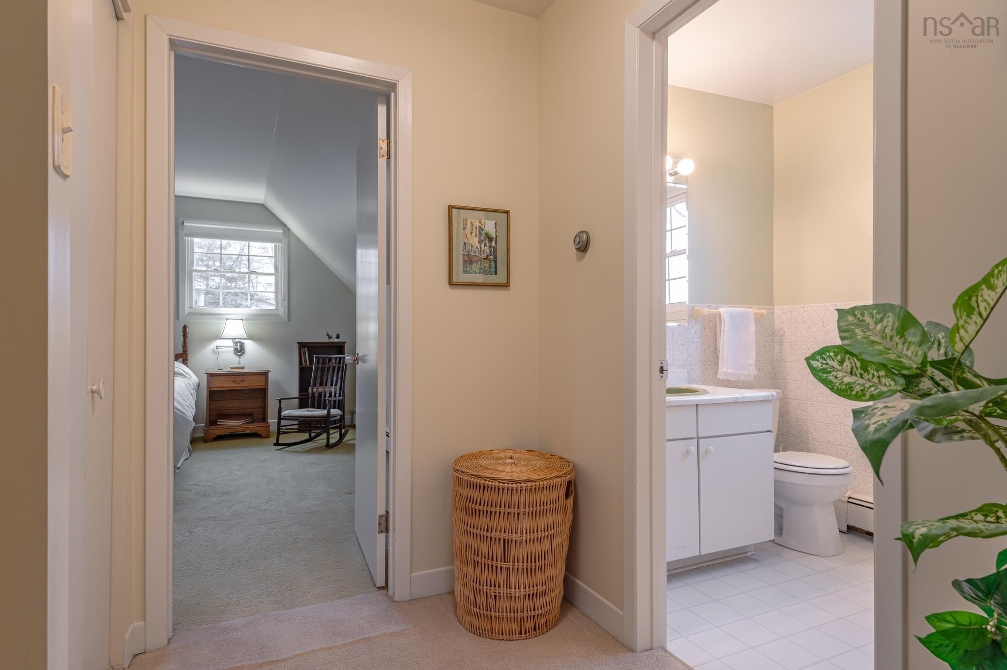 $825,000.00: 5 Wyndrock Drive, Halifax