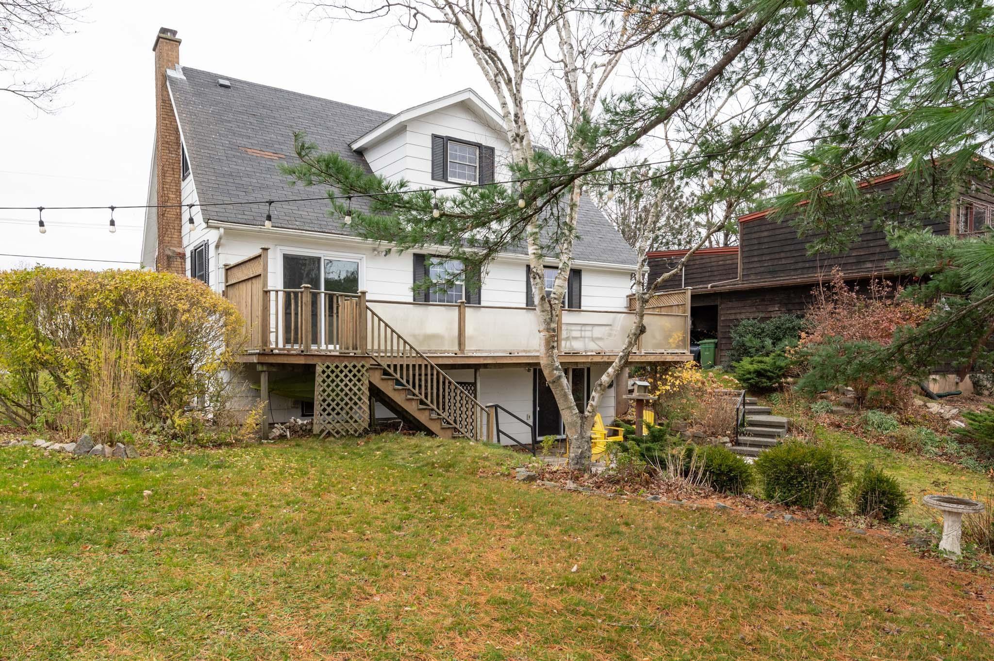 $825,000.00: 5 Wyndrock Drive, Halifax