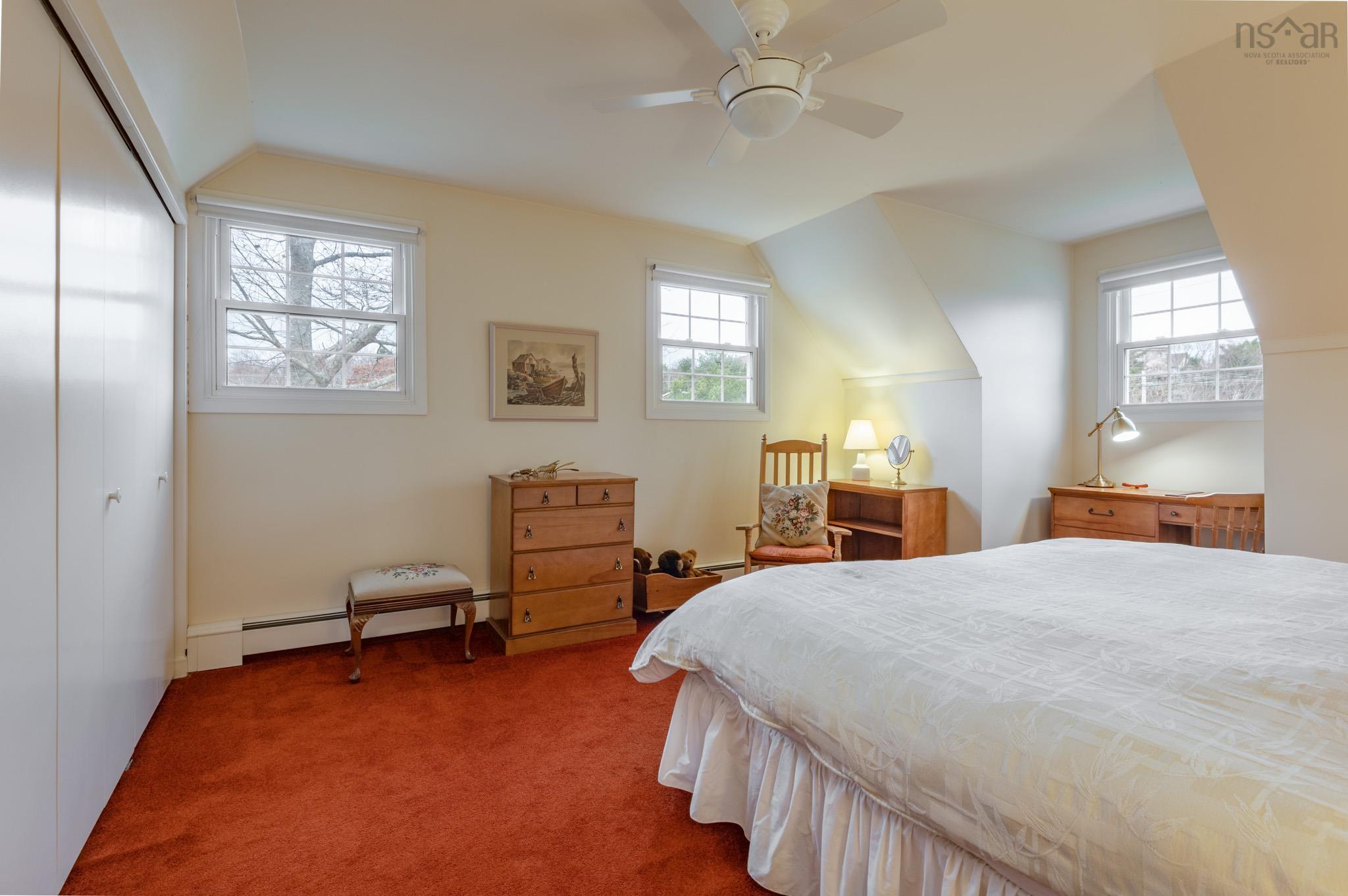 $825,000.00: 5 Wyndrock Drive, Halifax