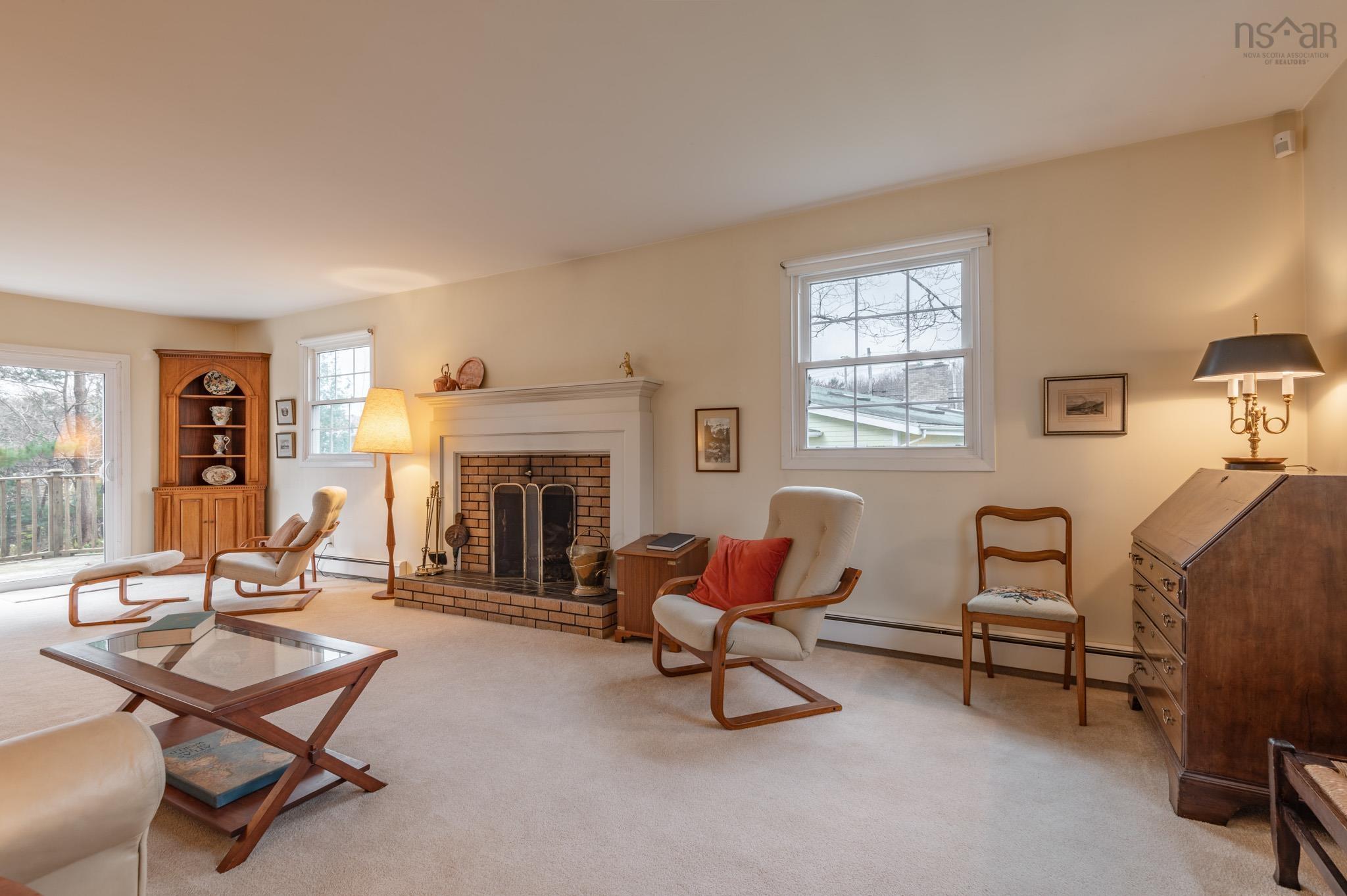 $825,000.00: 5 Wyndrock Drive, Halifax