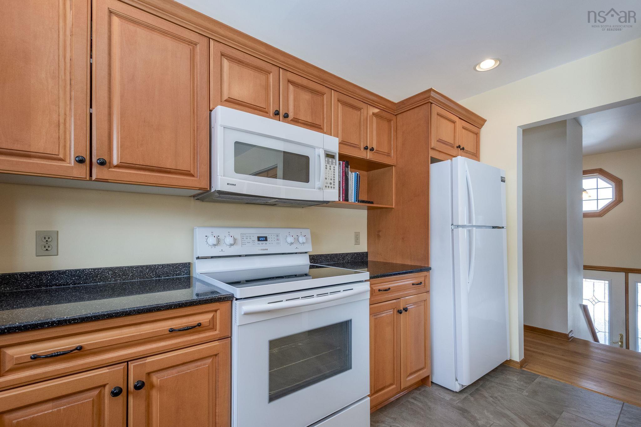 $485,000.00: 33 Oak Island Road, Avonport