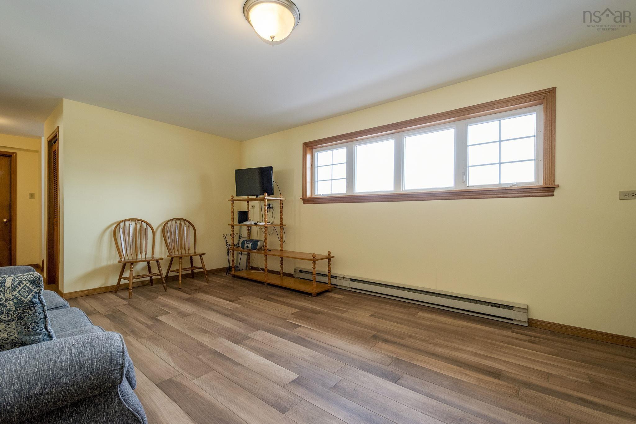 $485,000.00: 33 Oak Island Road, Avonport