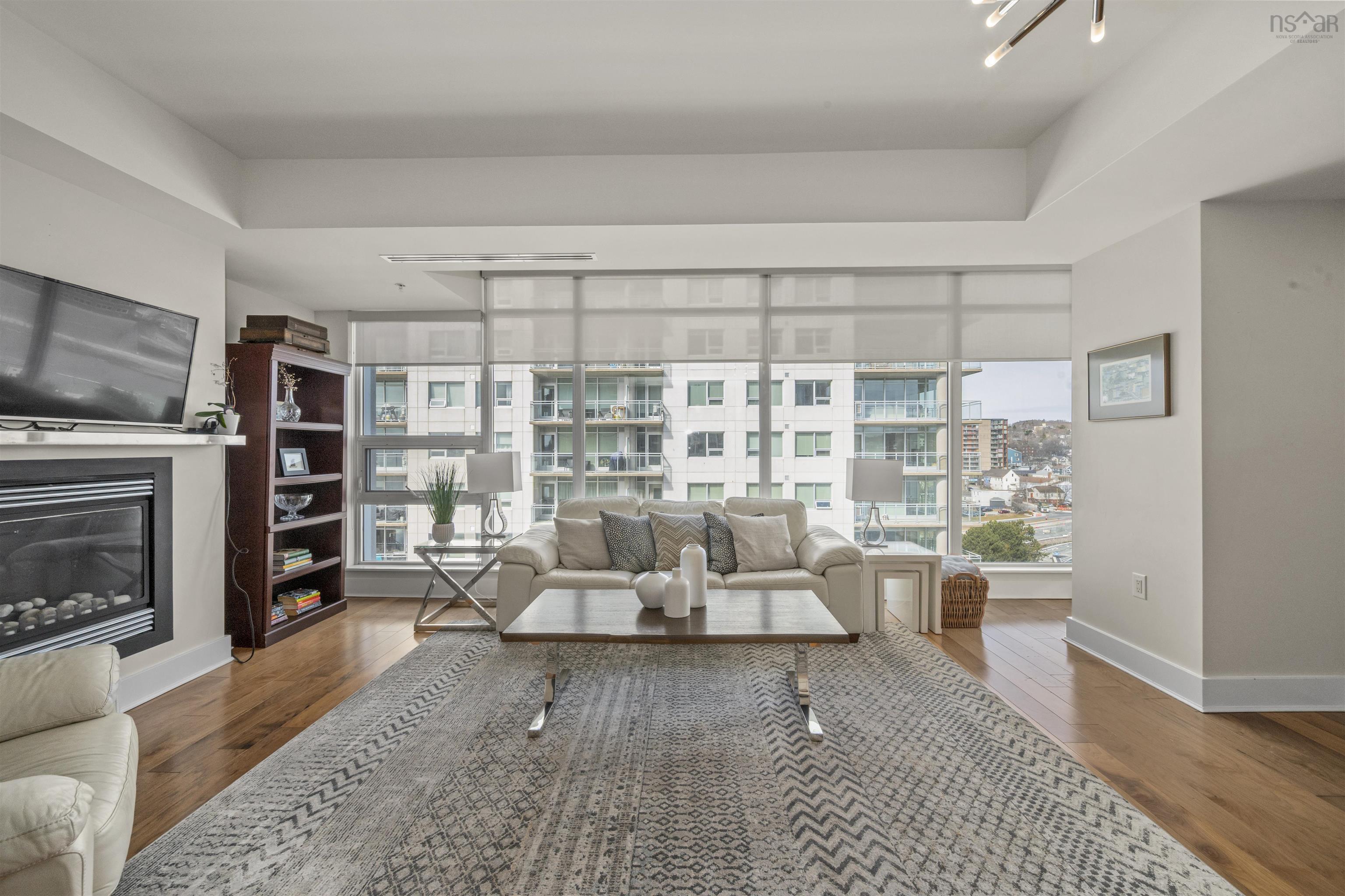 $549,900.00: 806 31 Kings Wharf Place, Dartmouth