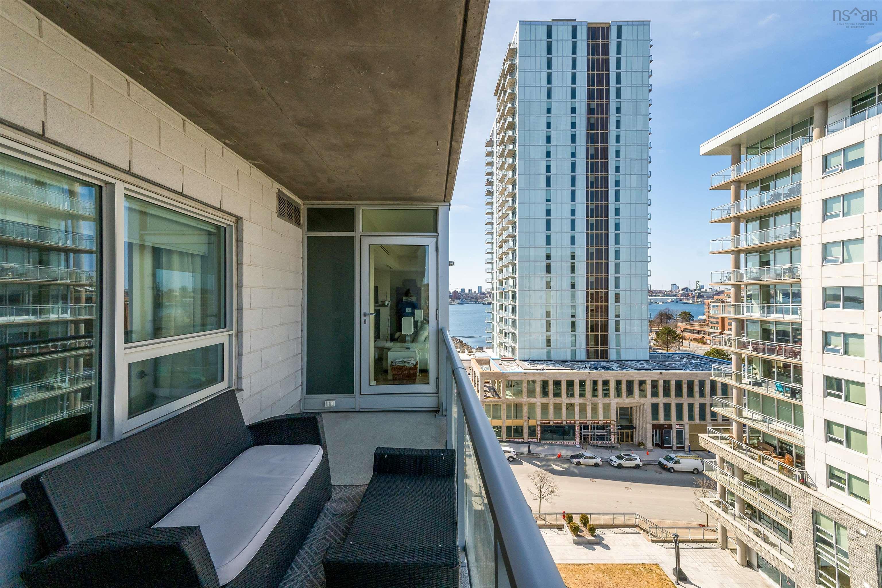 $549,900.00: 806 31 Kings Wharf Place, Dartmouth