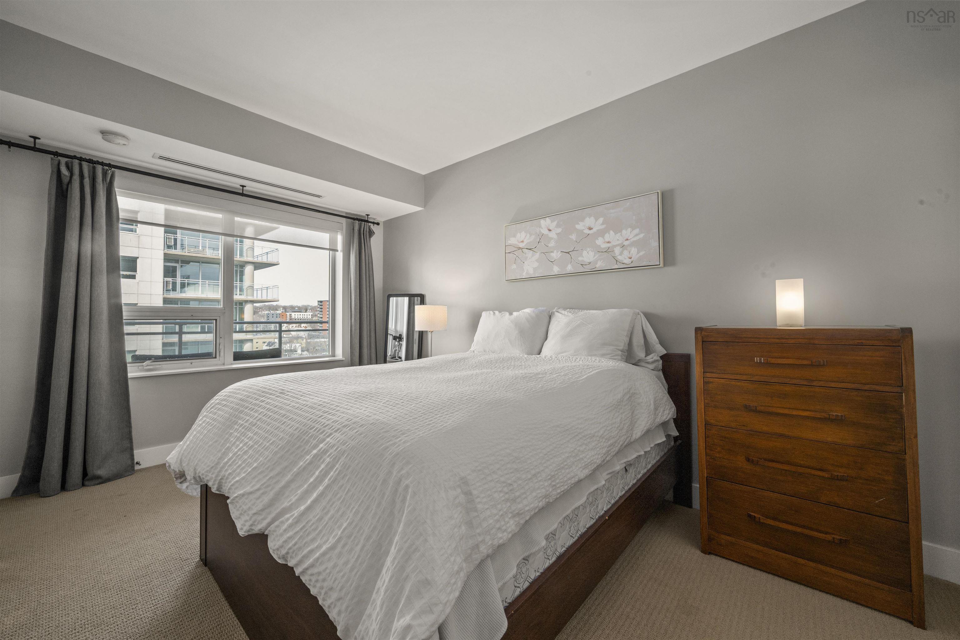 $549,900.00: 806 31 Kings Wharf Place, Dartmouth