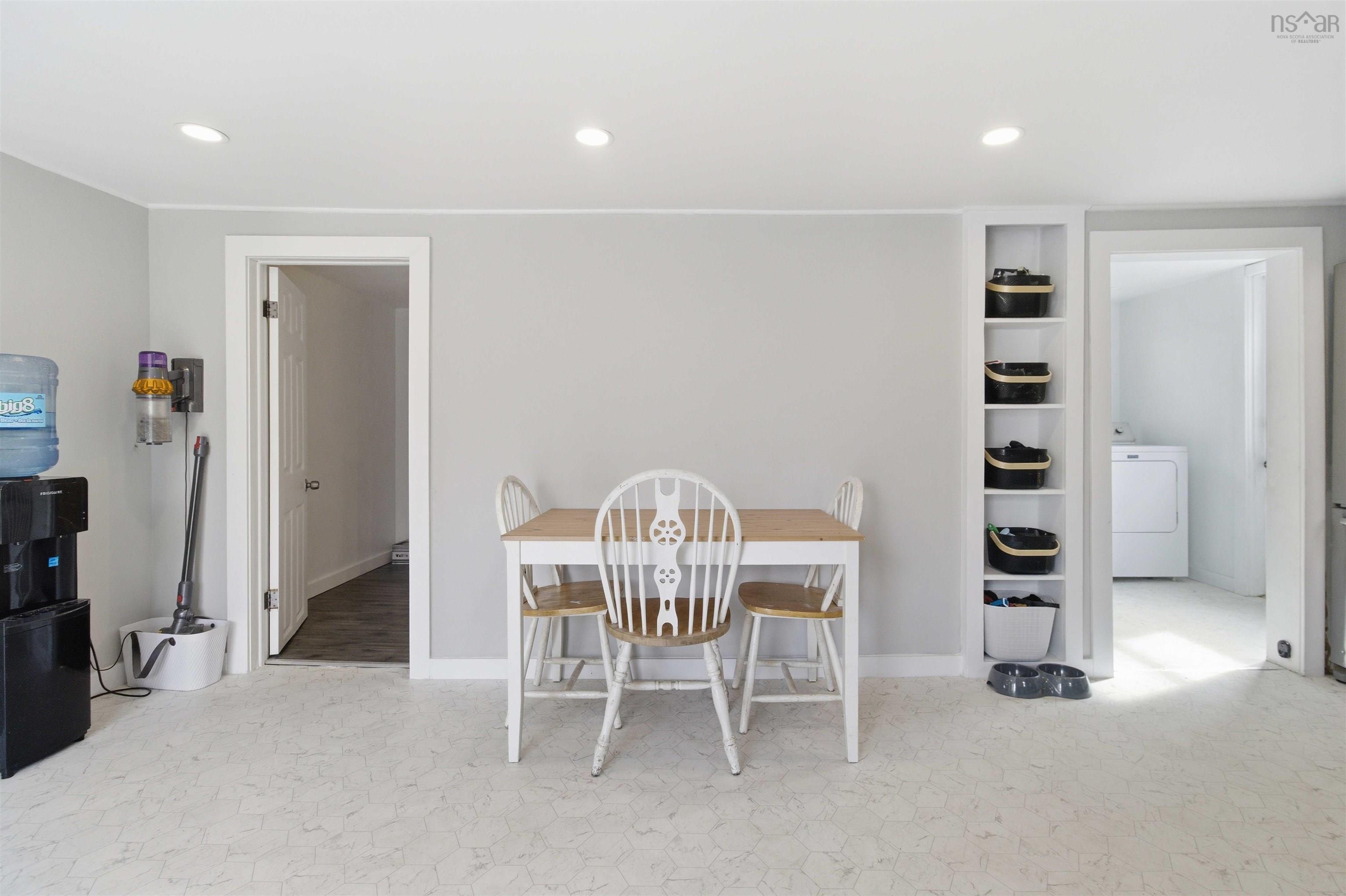 $299,900.00: 155 Danesville Loop Road, Danesville