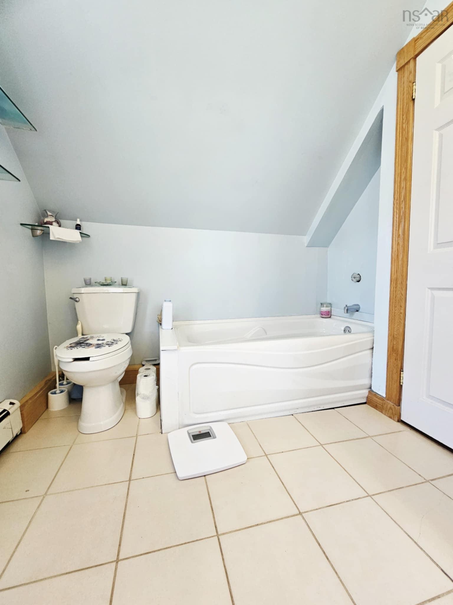 $359,900.00: 2661 Foxbrook Road, Westville