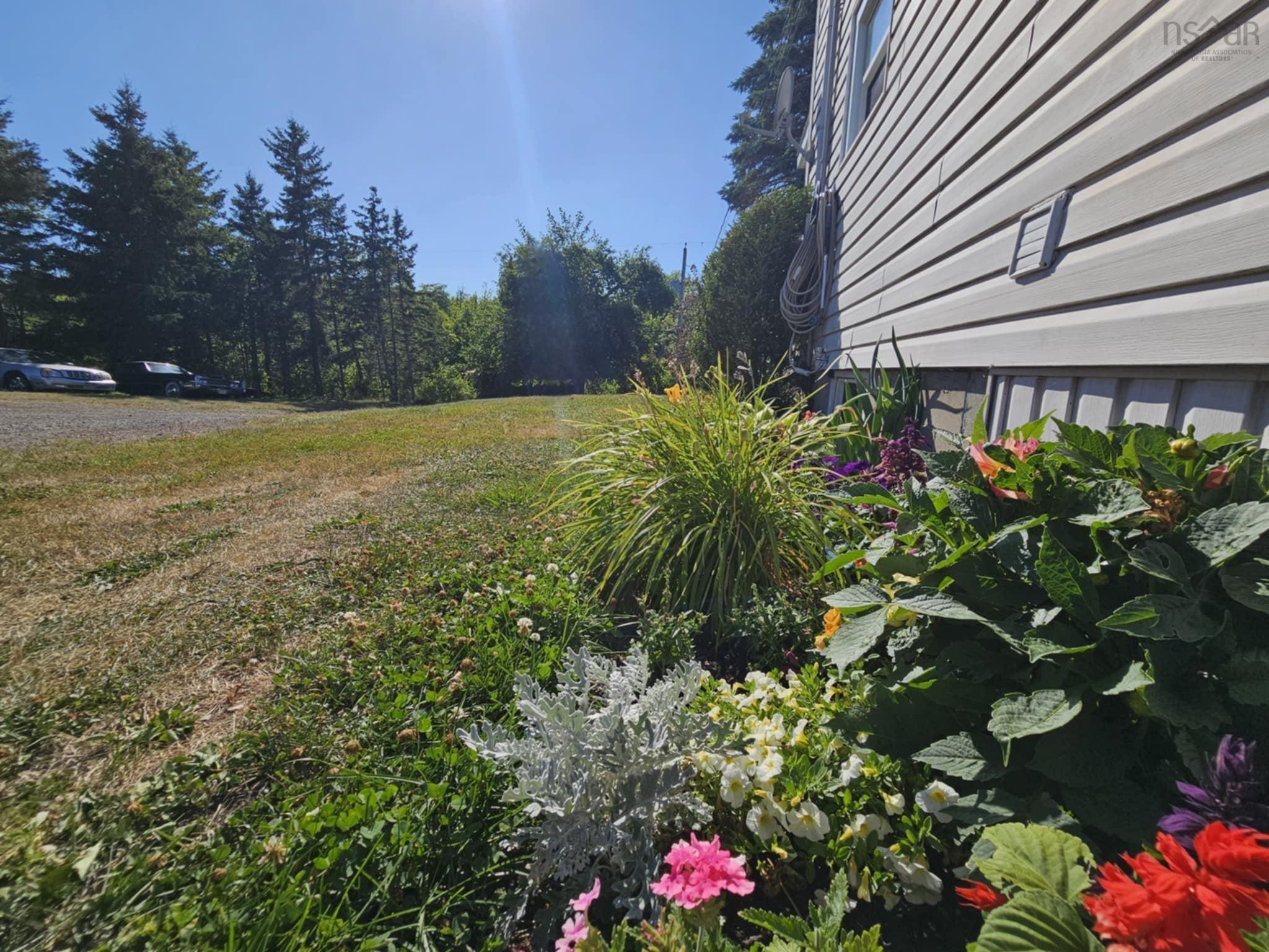 $359,900.00: 2661 Foxbrook Road, Westville