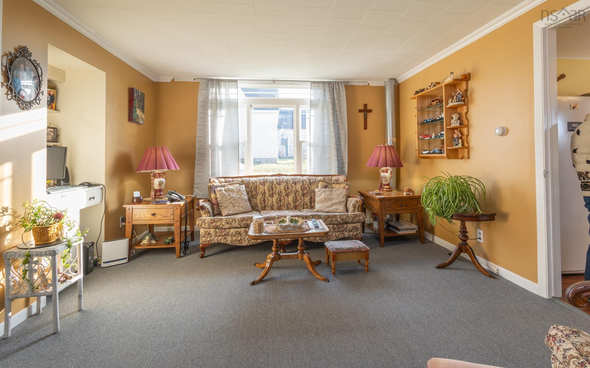 $199,000.00: 2652 Highway 334, Wedgeport