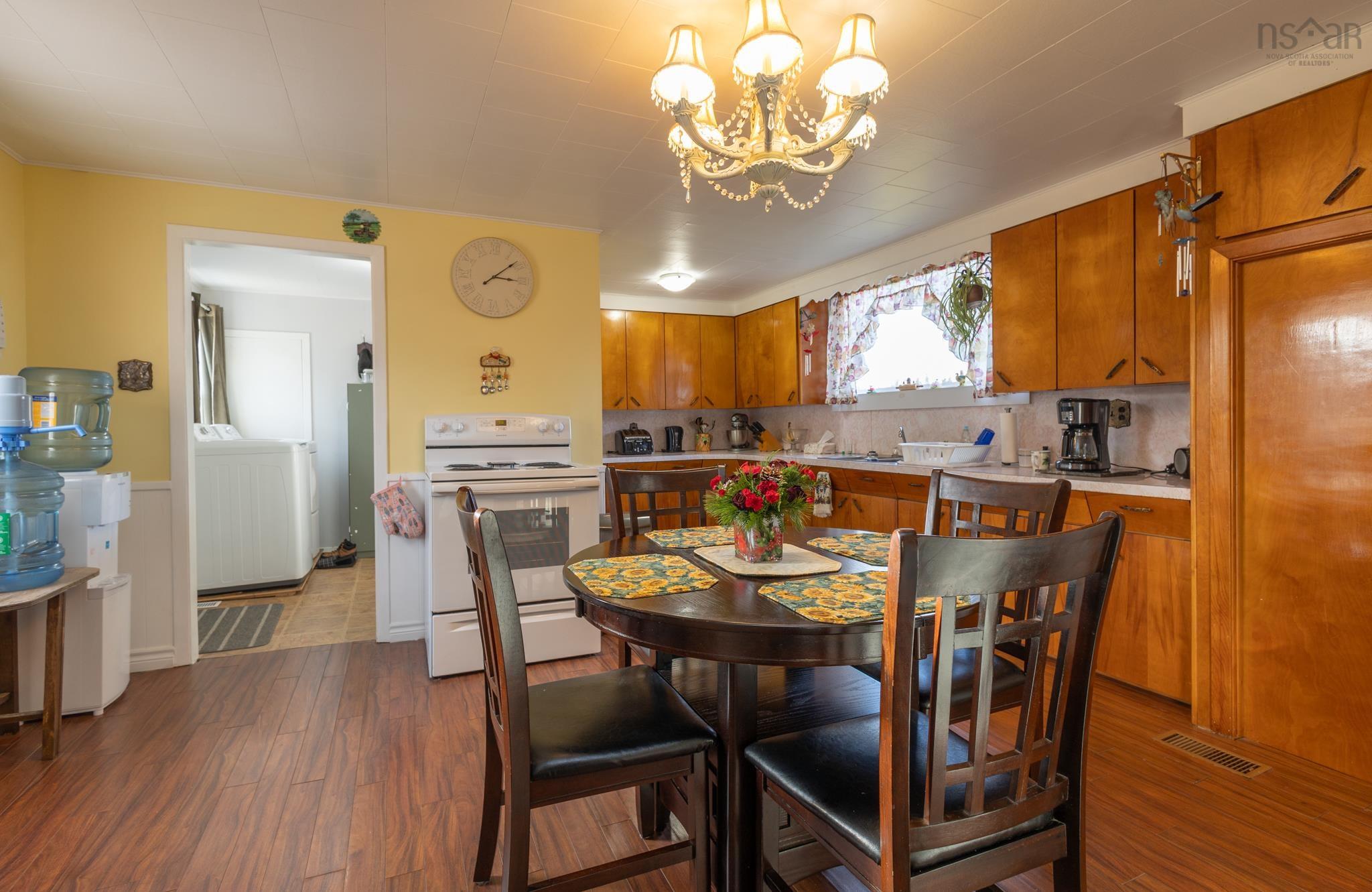 $199,000.00: 2652 Highway 334, Wedgeport