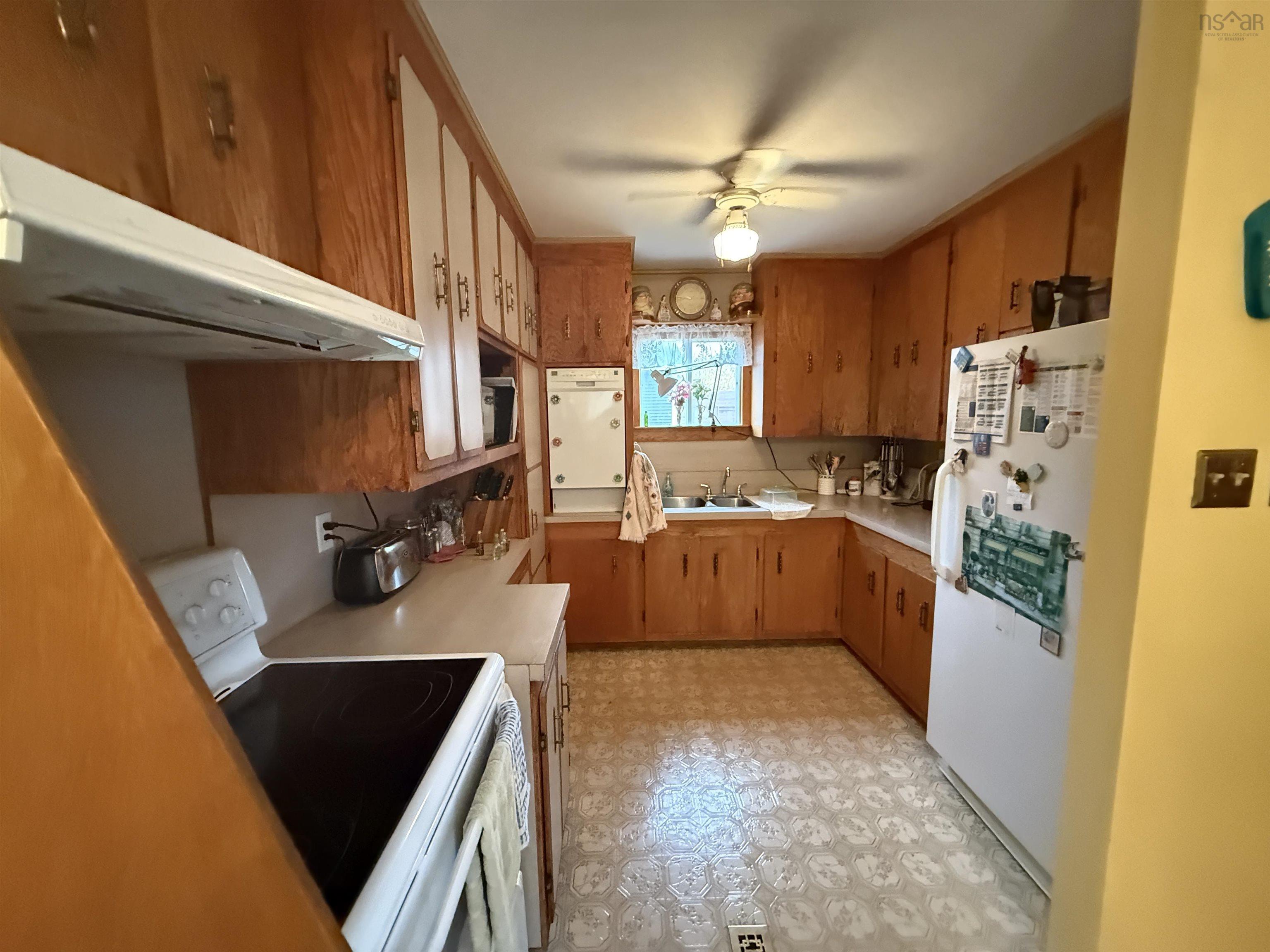 $485,000.00: 198 Renfrew Street, Dartmouth