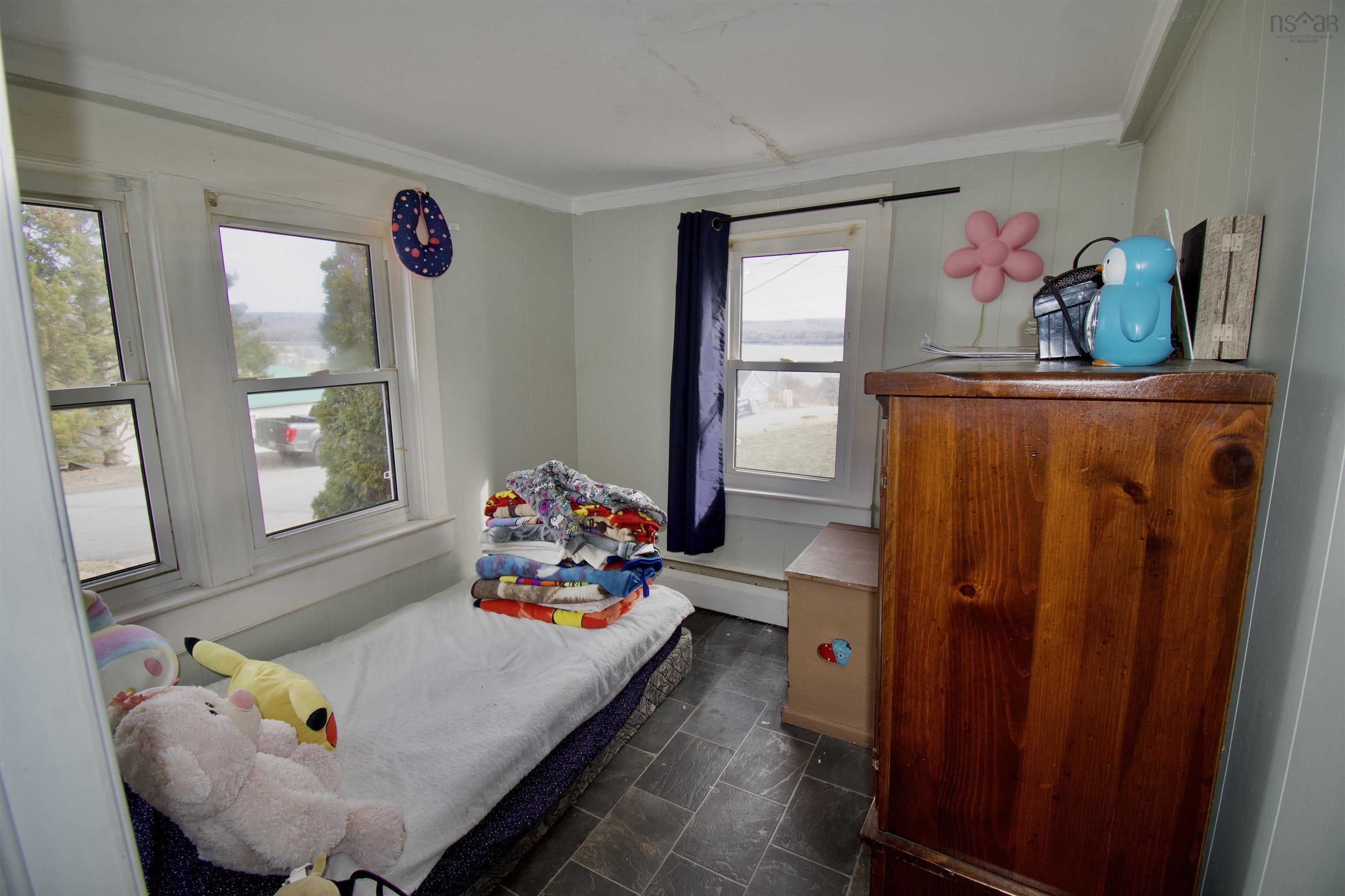 $215,000.00: 35 West Street, Digby