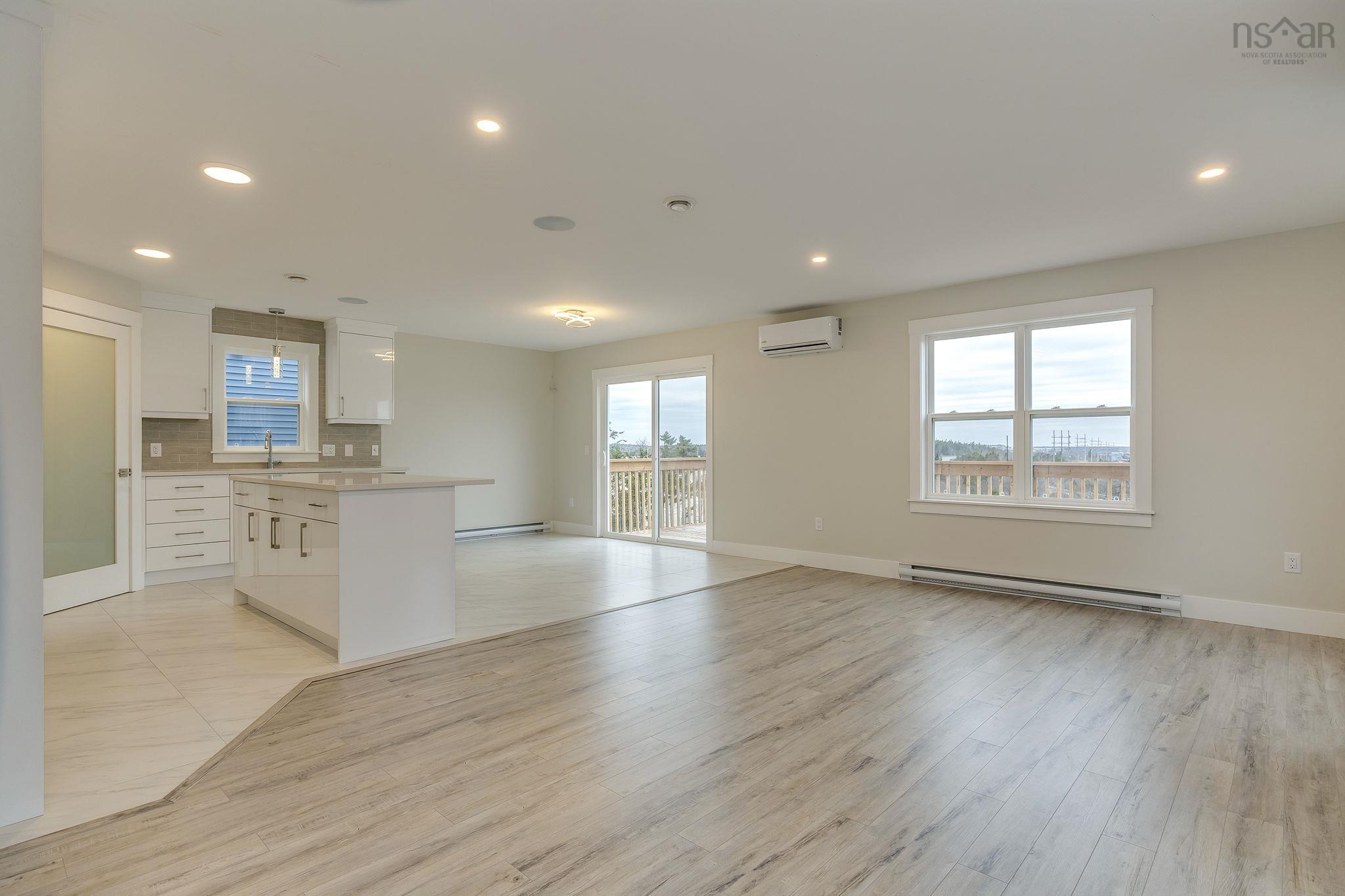 $809,900.00: 2039 119 Flatrock Crescent, Beechville