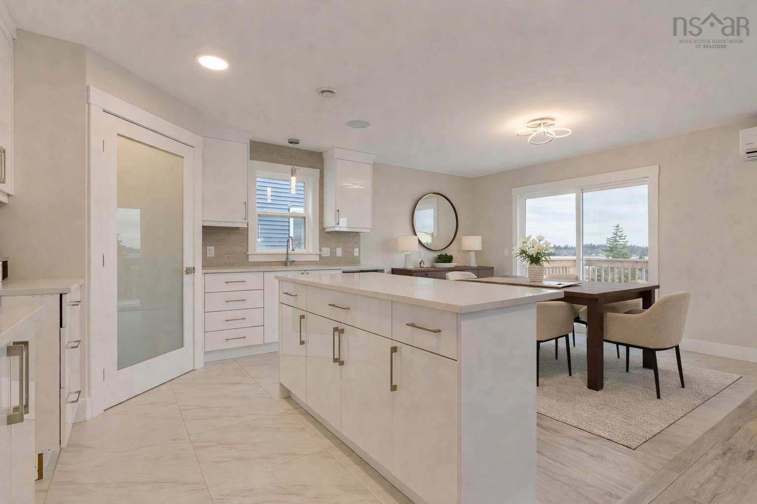 $809,900.00: 2039 119 Flatrock Crescent, Beechville