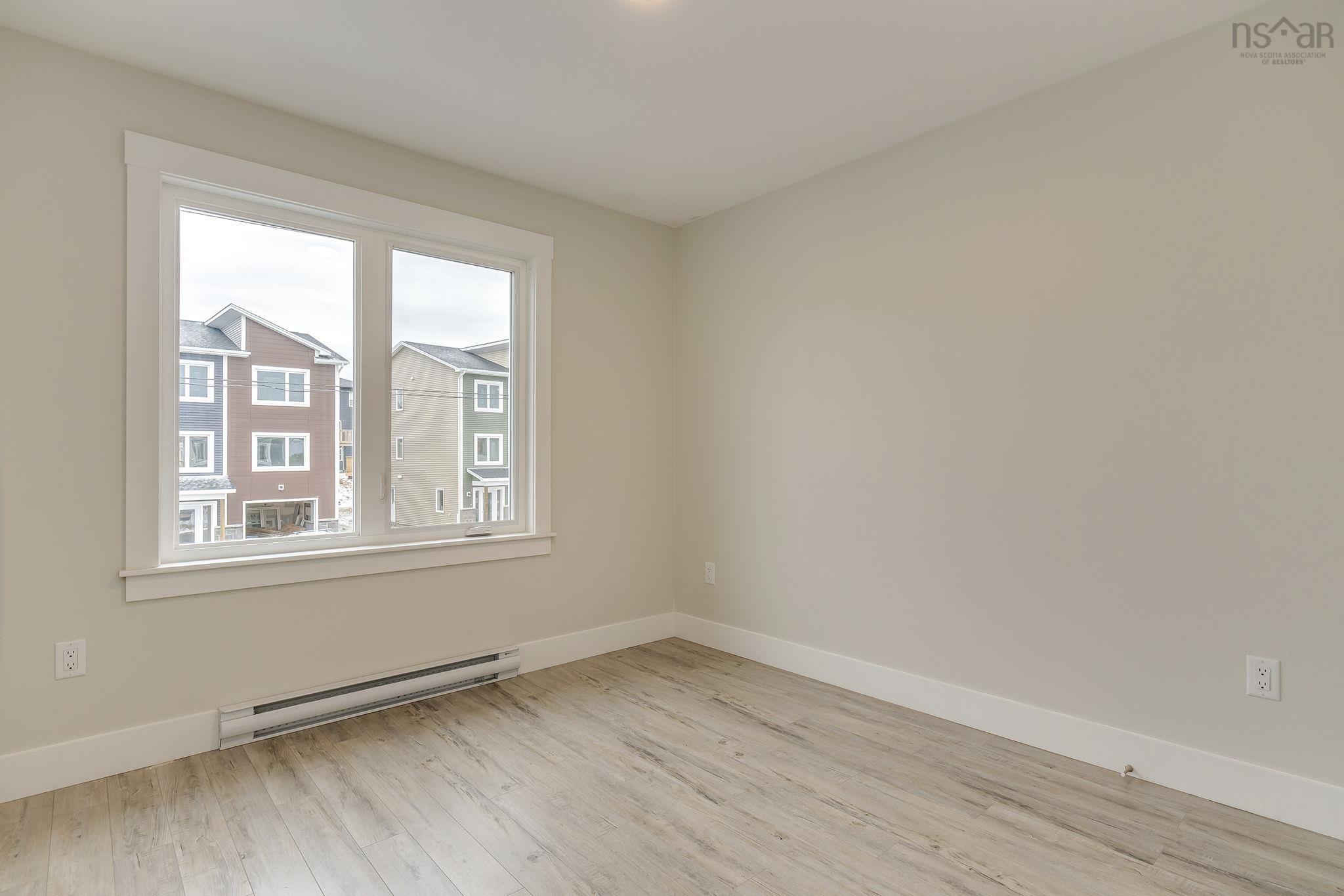 $809,900.00: 2039 119 Flatrock Crescent, Beechville