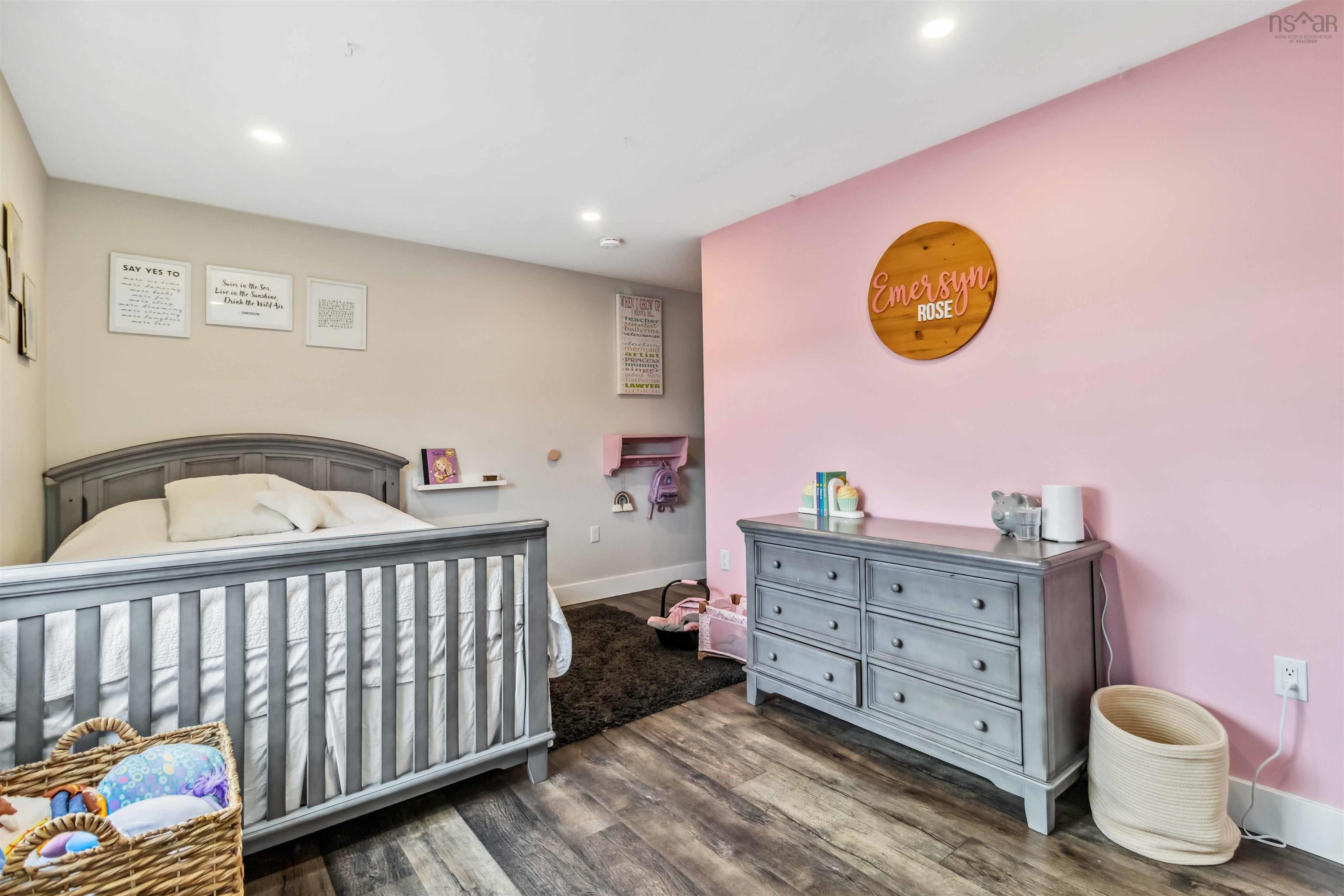 $1,125,000.00: 43 Alderberry Lane, Upper Tantallon