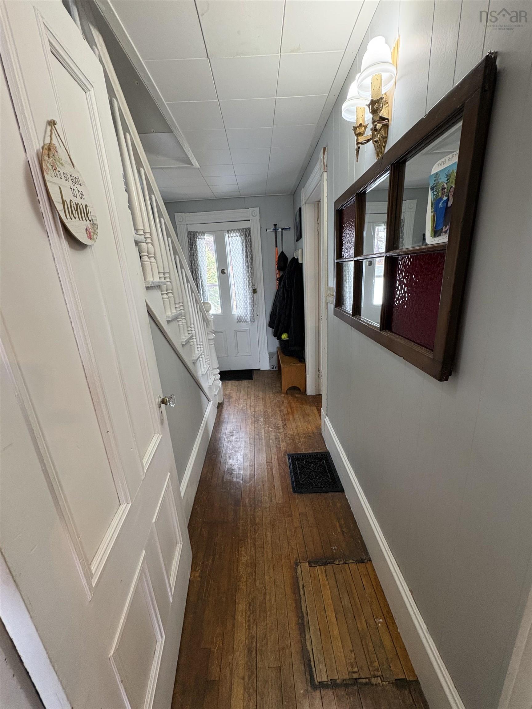 $249,000.00: 535 East River East Side Road, Glencoe